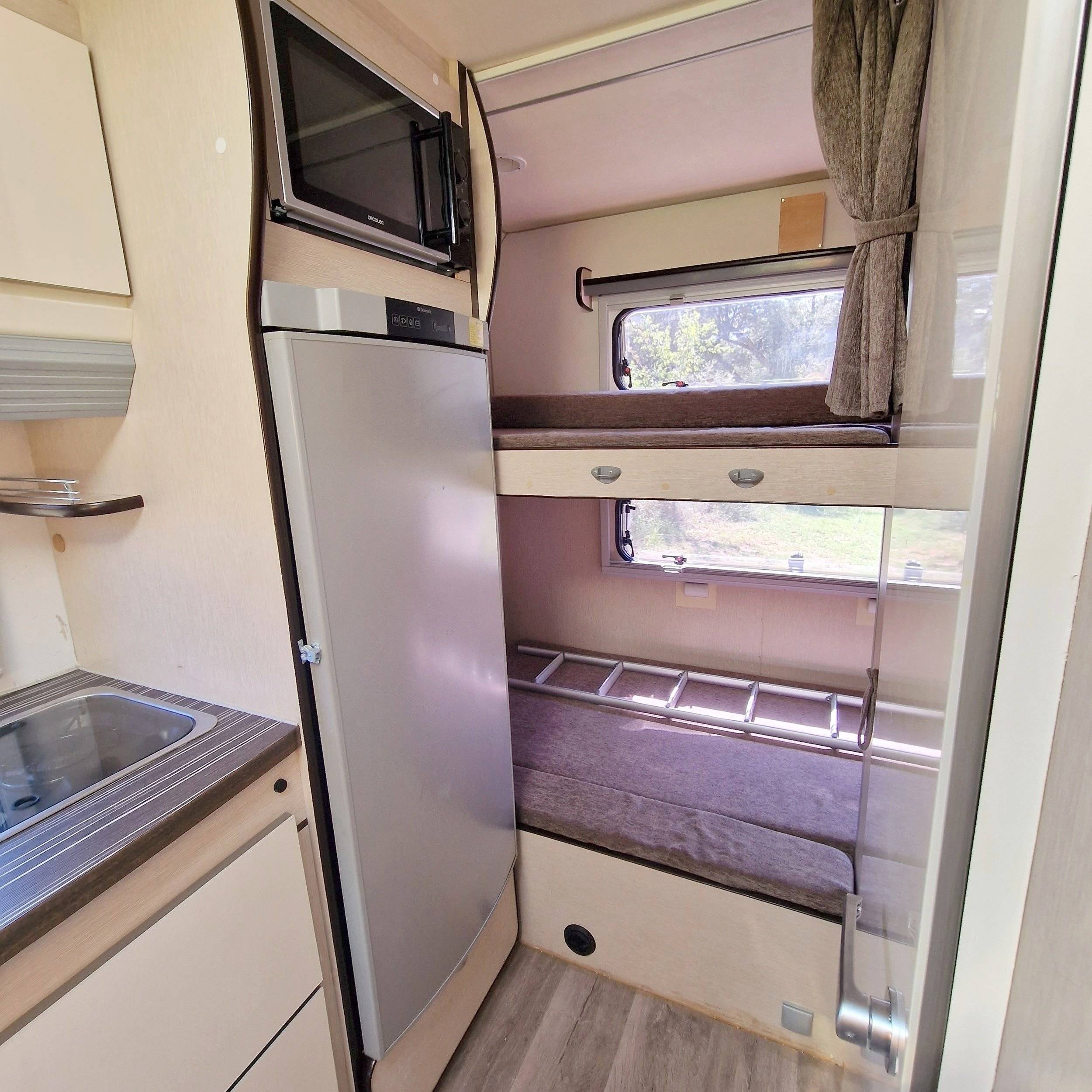 AcrossCar Aero 660LD