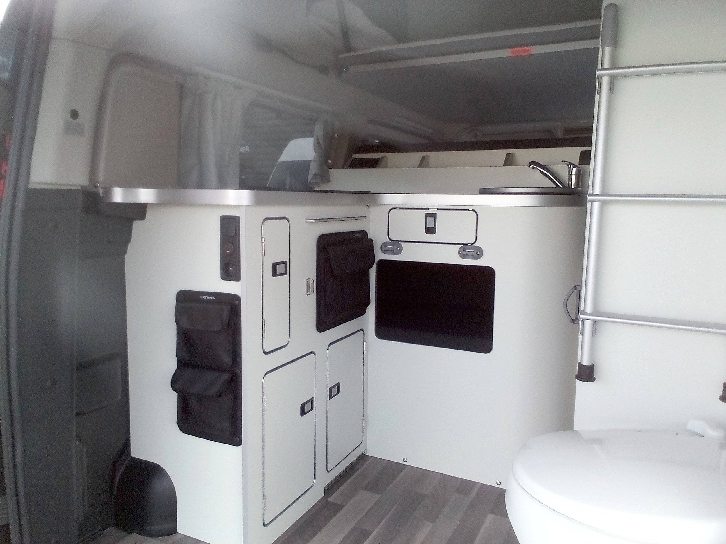 Cozinha Ford Ford Nugget - Yescapa