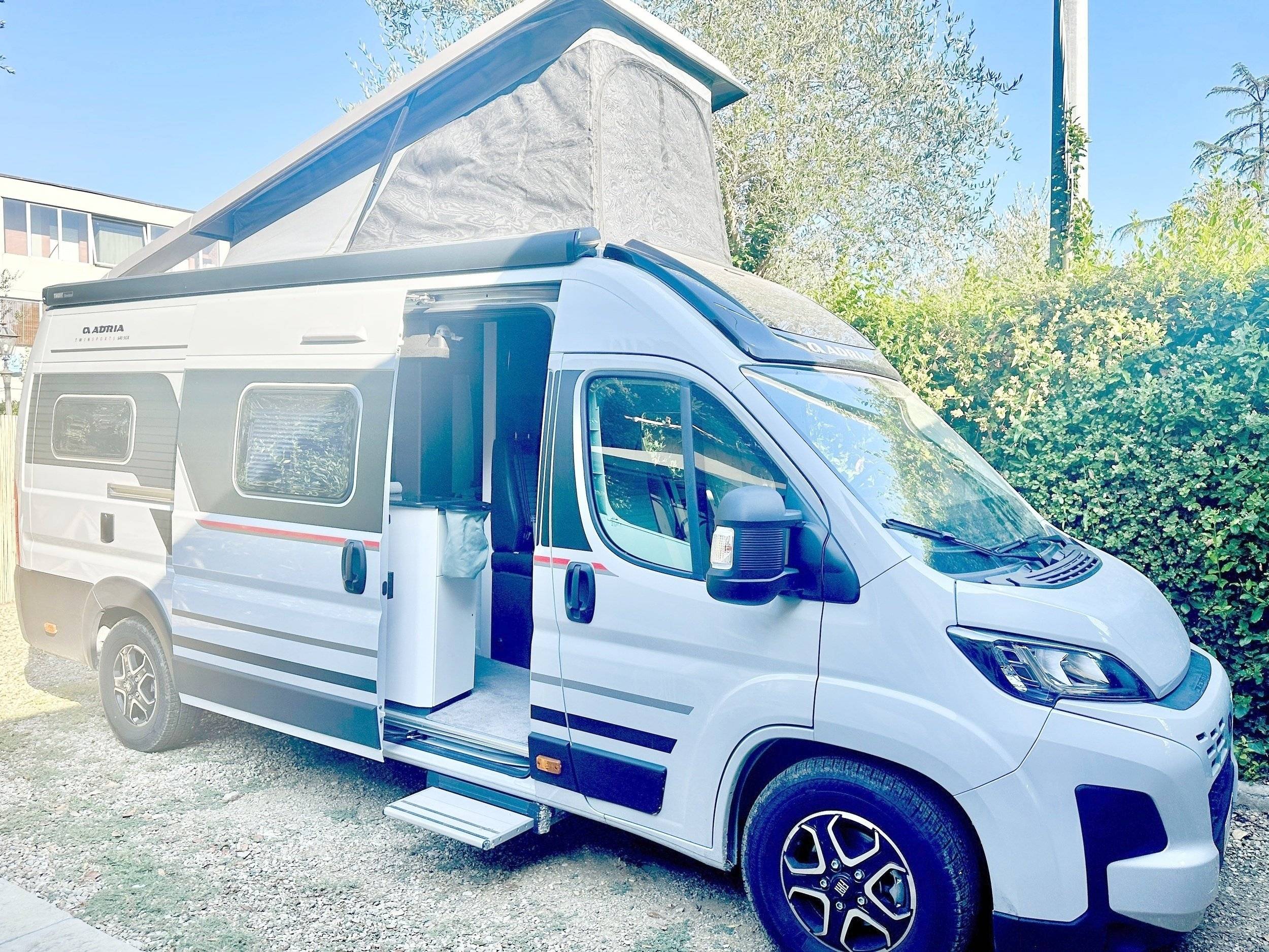 Adria Adria twin 640 sport SGX