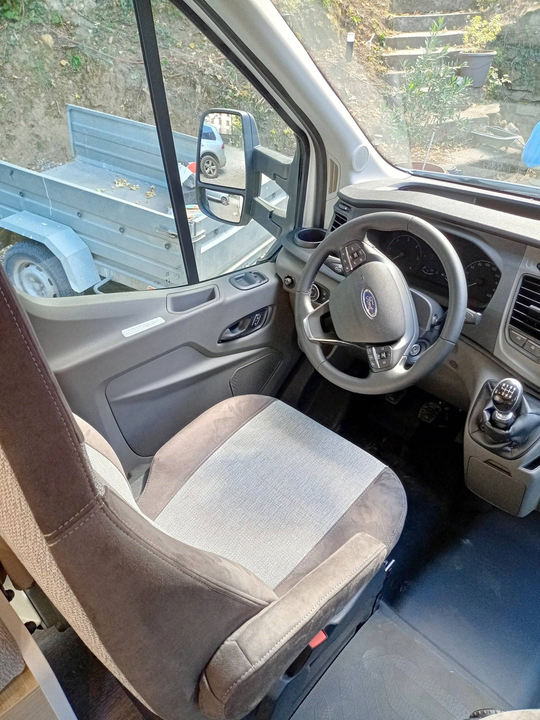 Challenger Challenger 380