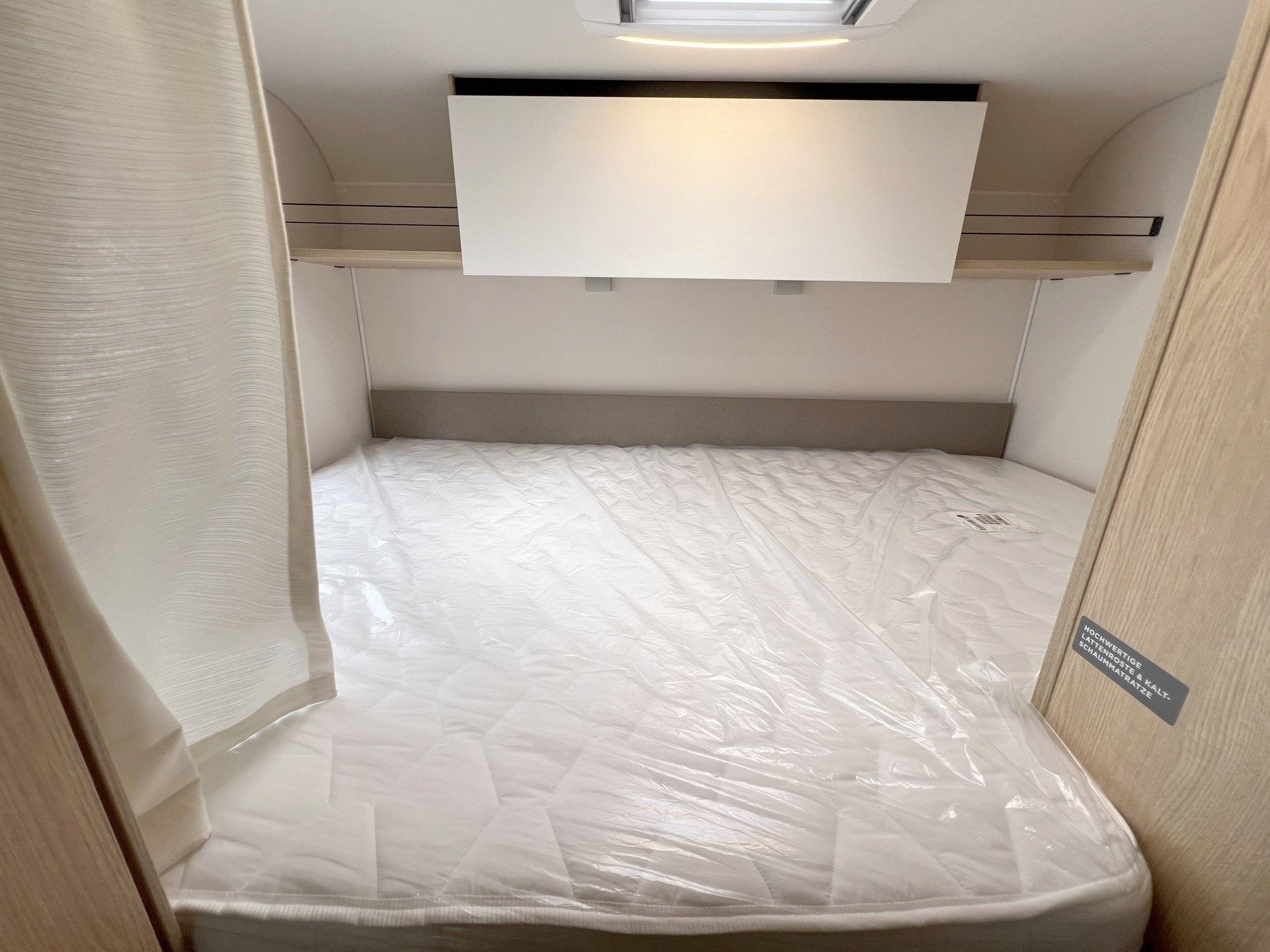 Berth Fiat DUCATO - Yescapa