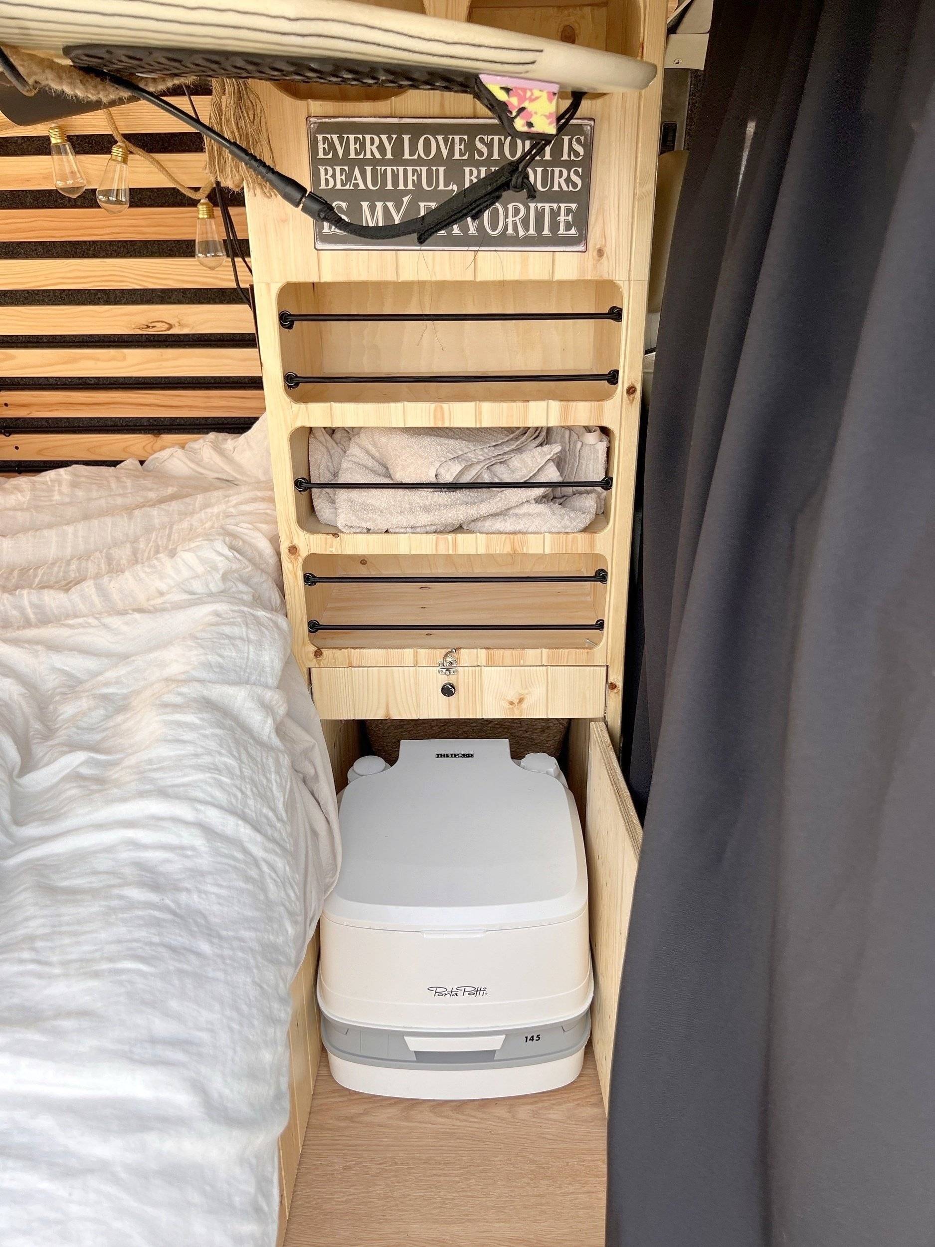 Alpes Camping-Car Transporter T4 2.4D