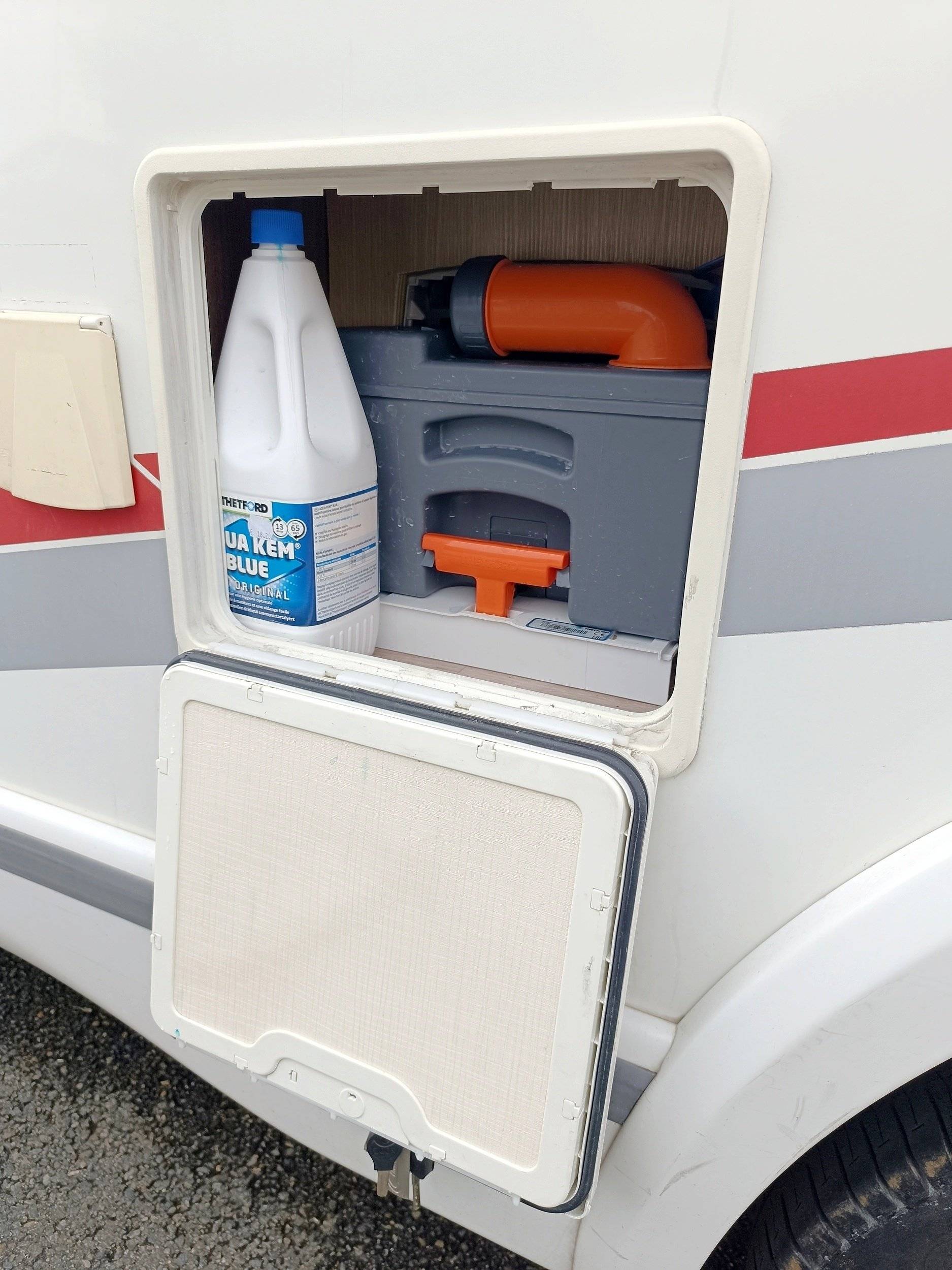 Challenger ford transit