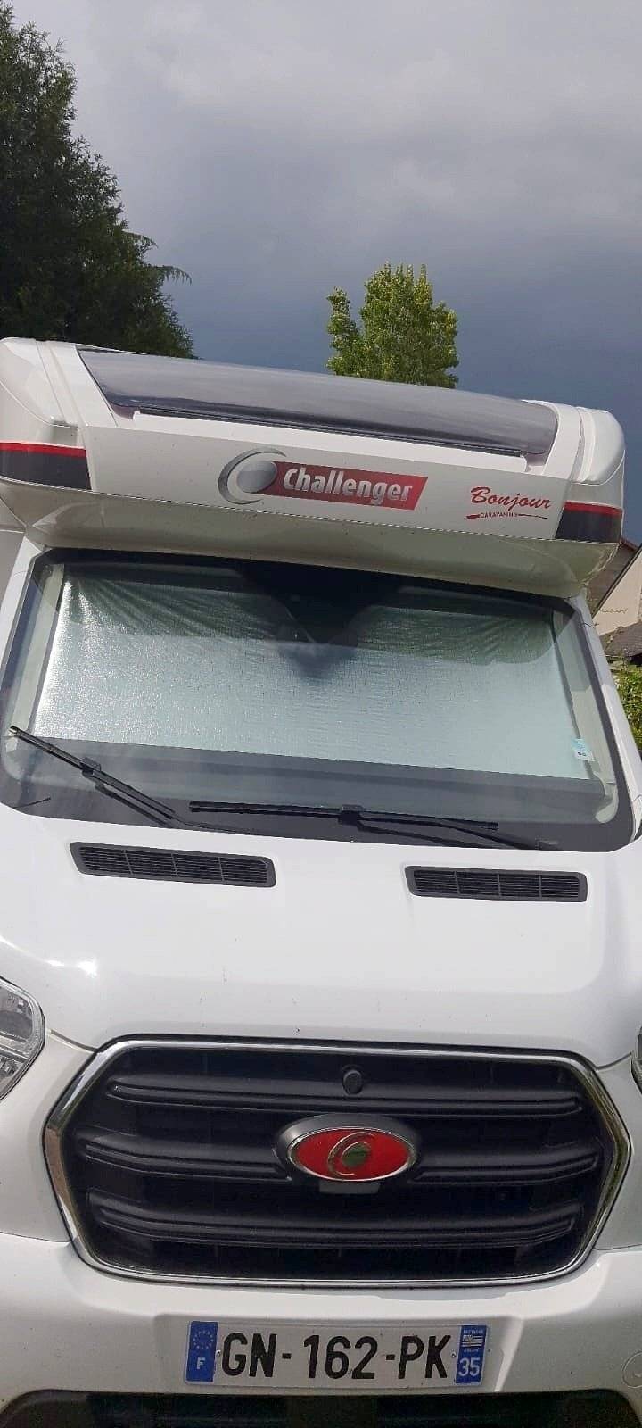 Challenger 380 GRAPHITE