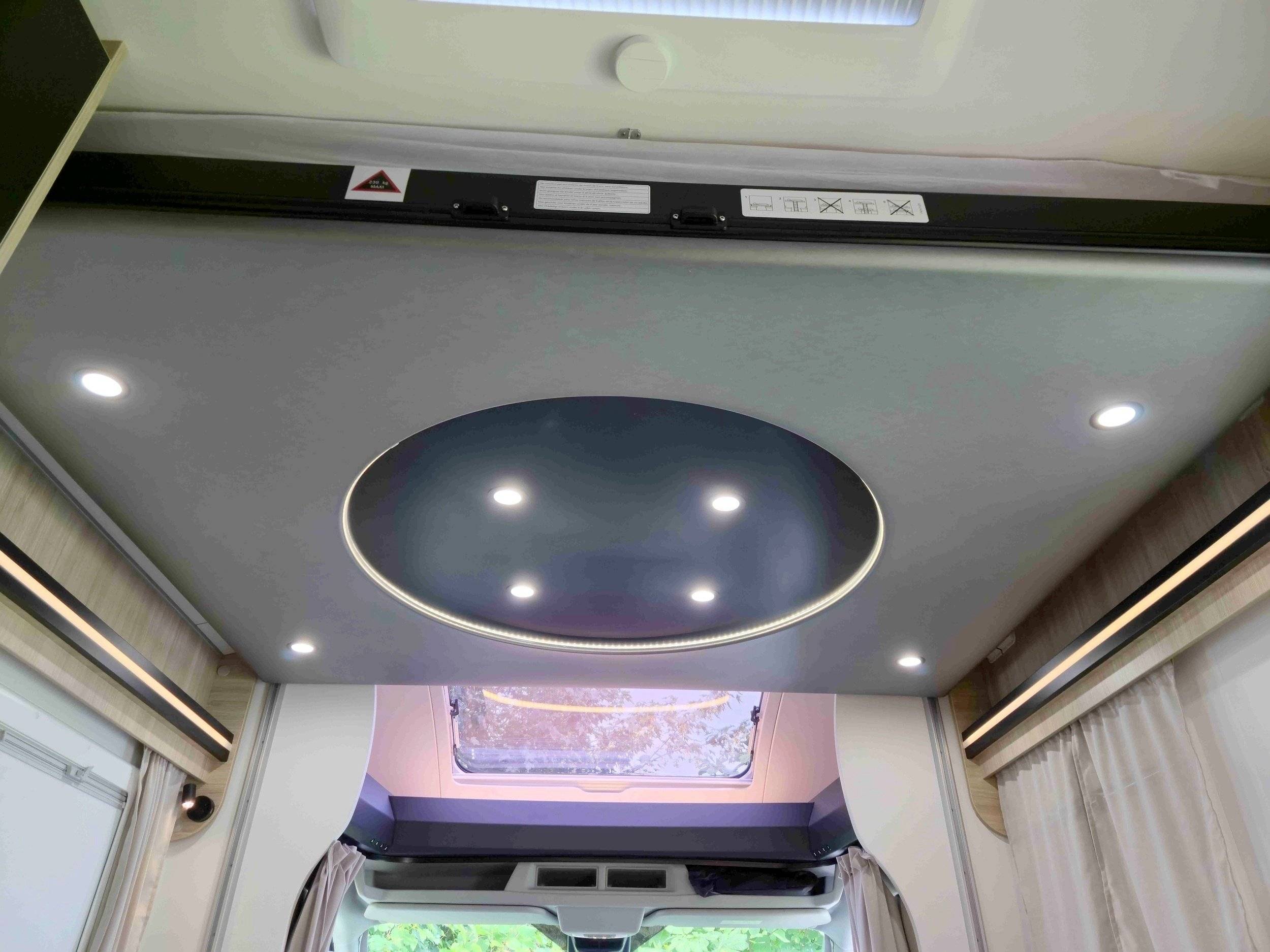 Challenger 380 Graphite Premium