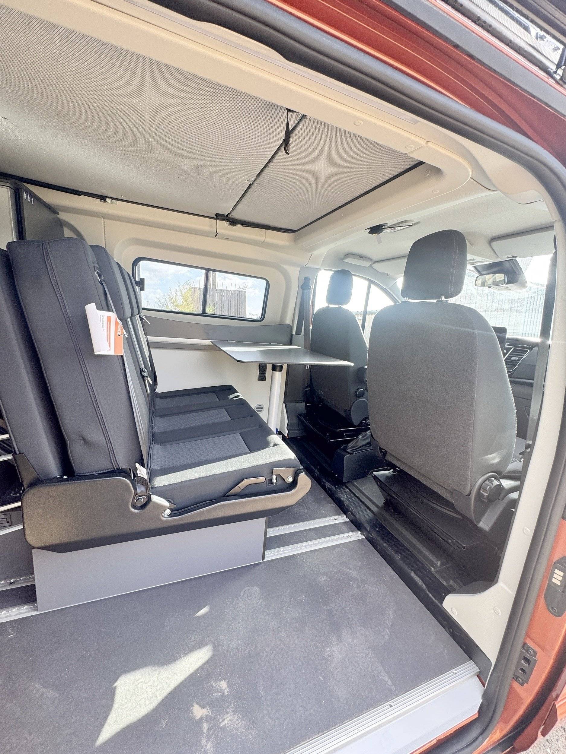 Berth Ford Custom 170 ch - Yescapa
