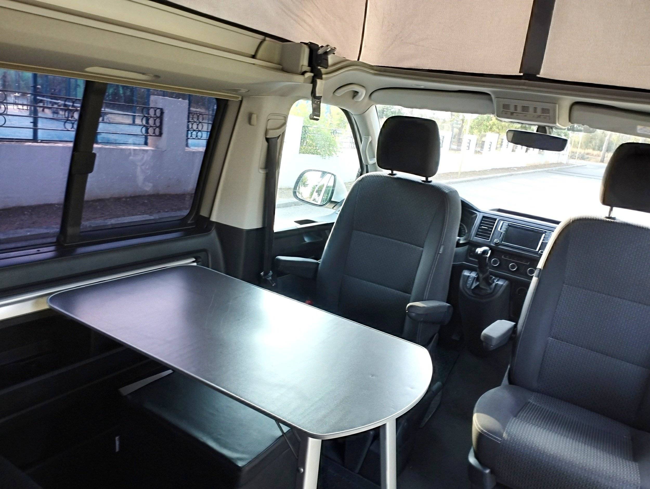 Volkswagen California Beach