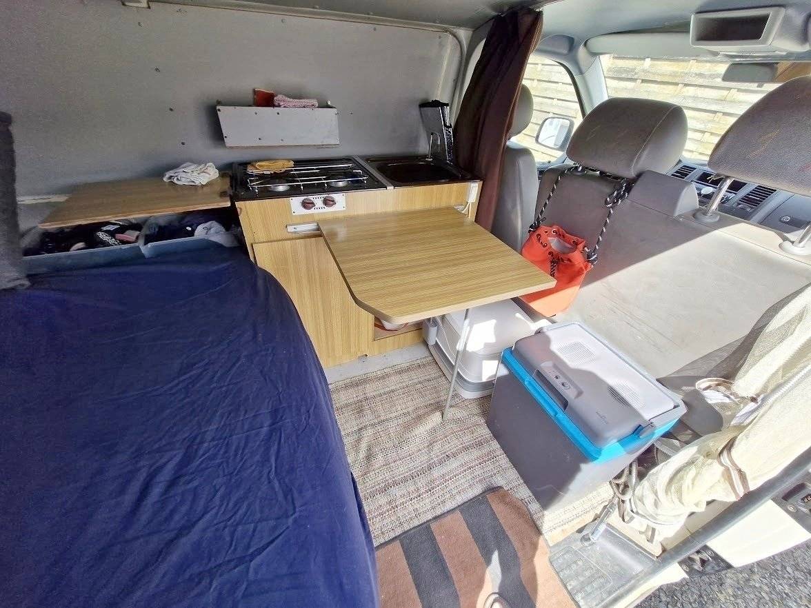 Volkswagen Transporter T5 2.5 TDI