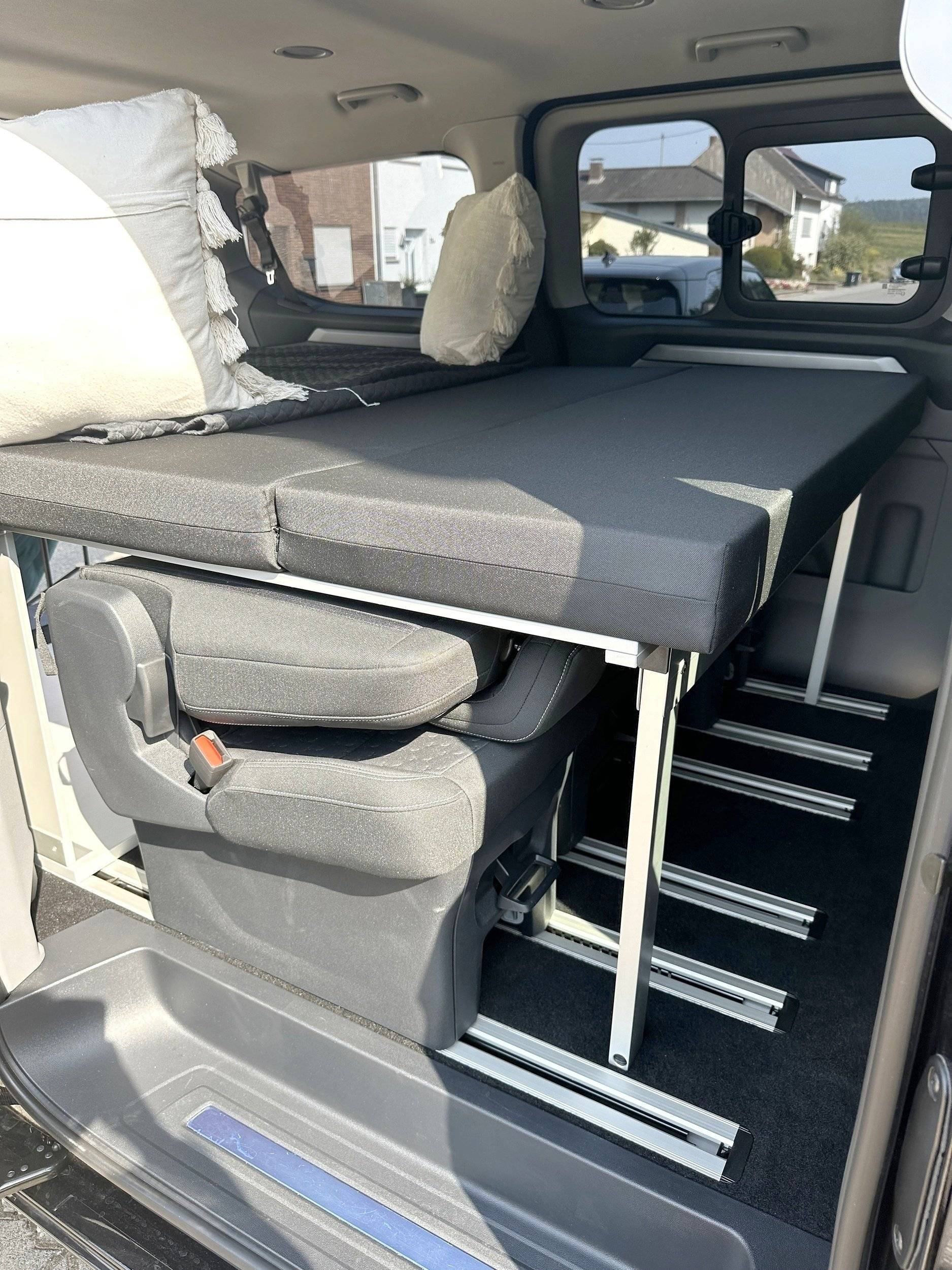 Couchages Ford Tourneo Custom - Yescapa