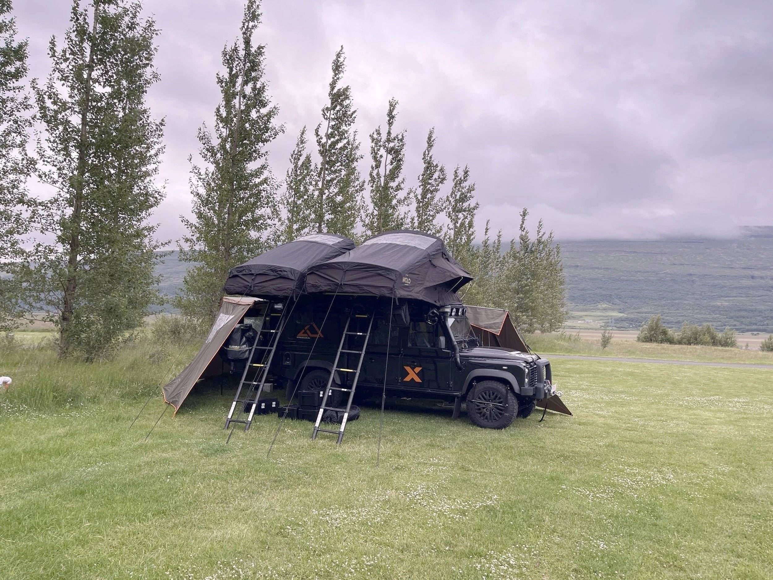Land Rover 