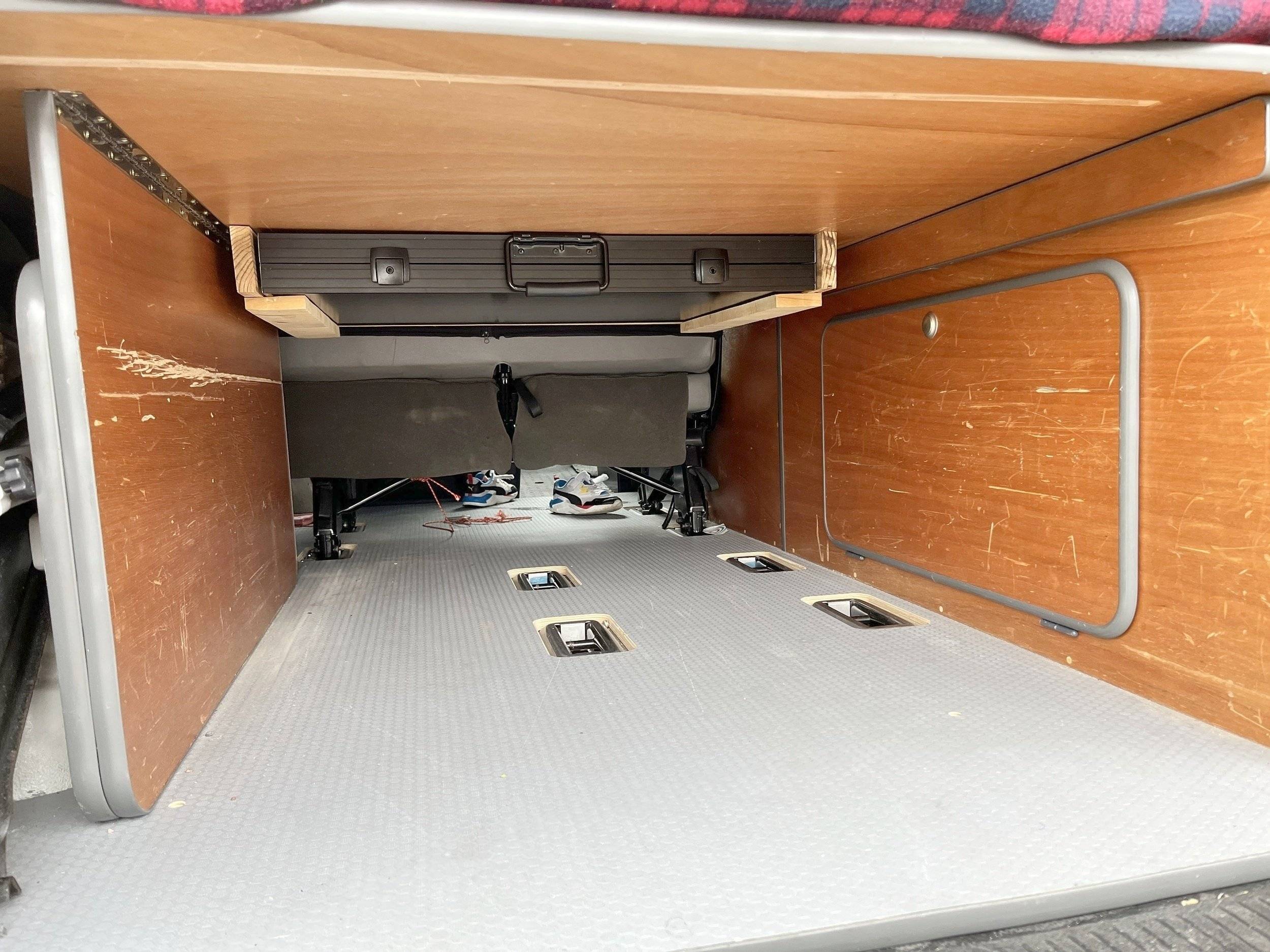 Van Mania South West