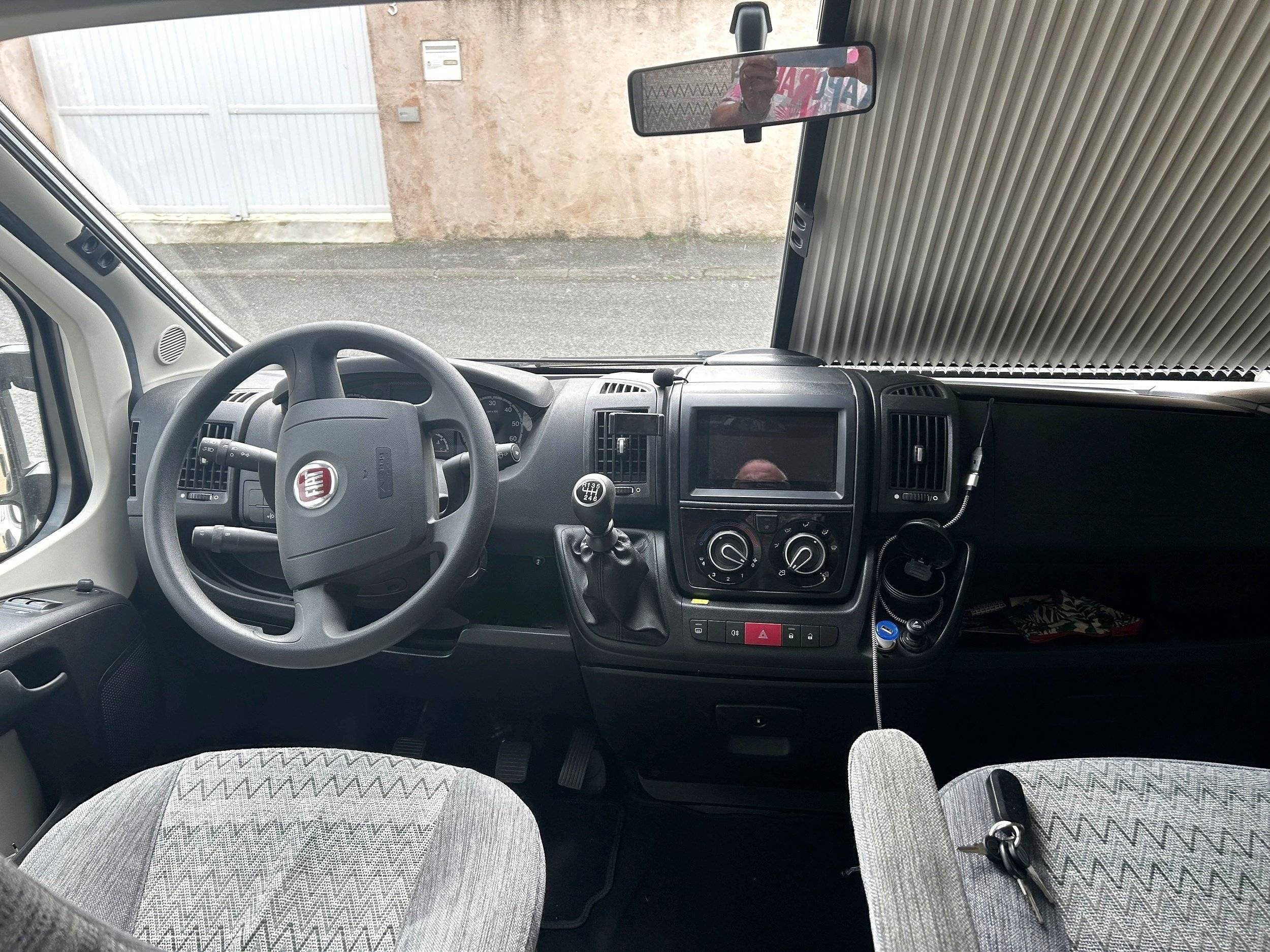 Font Vendôme font vendôme leader camp