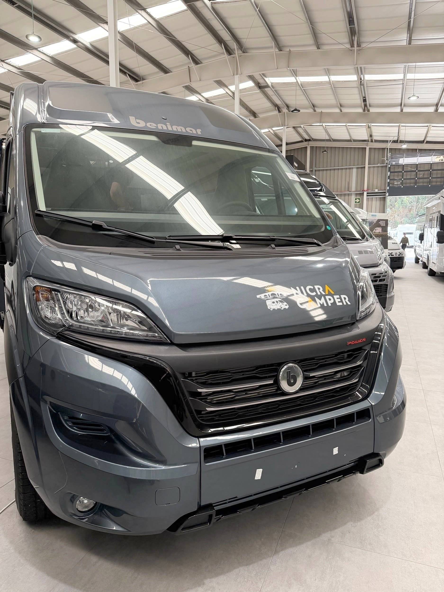 Front view from 3/4 Fiat Ducato 2,2 l Multijet - Yescapa