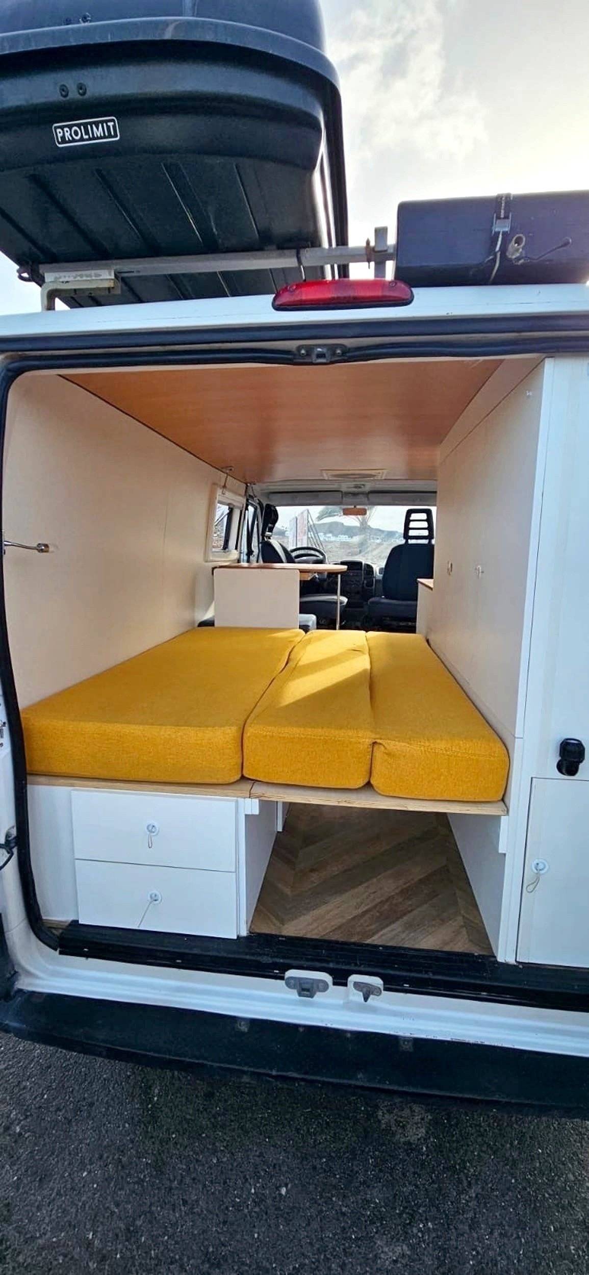 Berth Fiat Ducato 2,2 l JTD 100 ch. - Yescapa