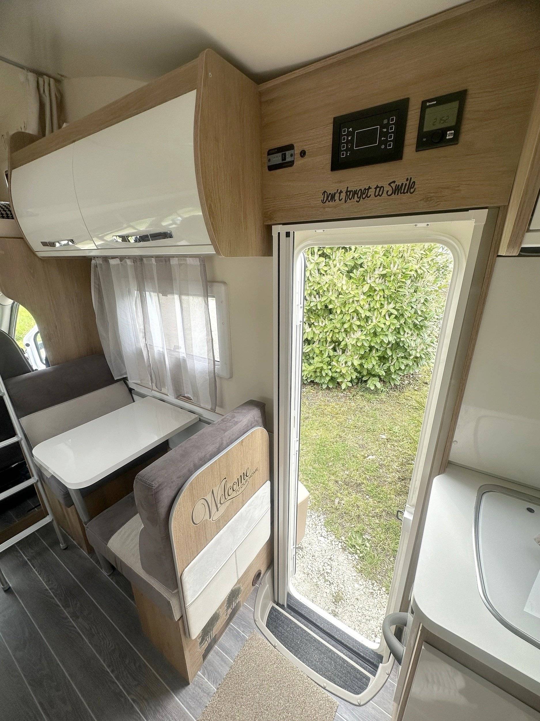 Ci CI AUTOHOMES HORON 77 M