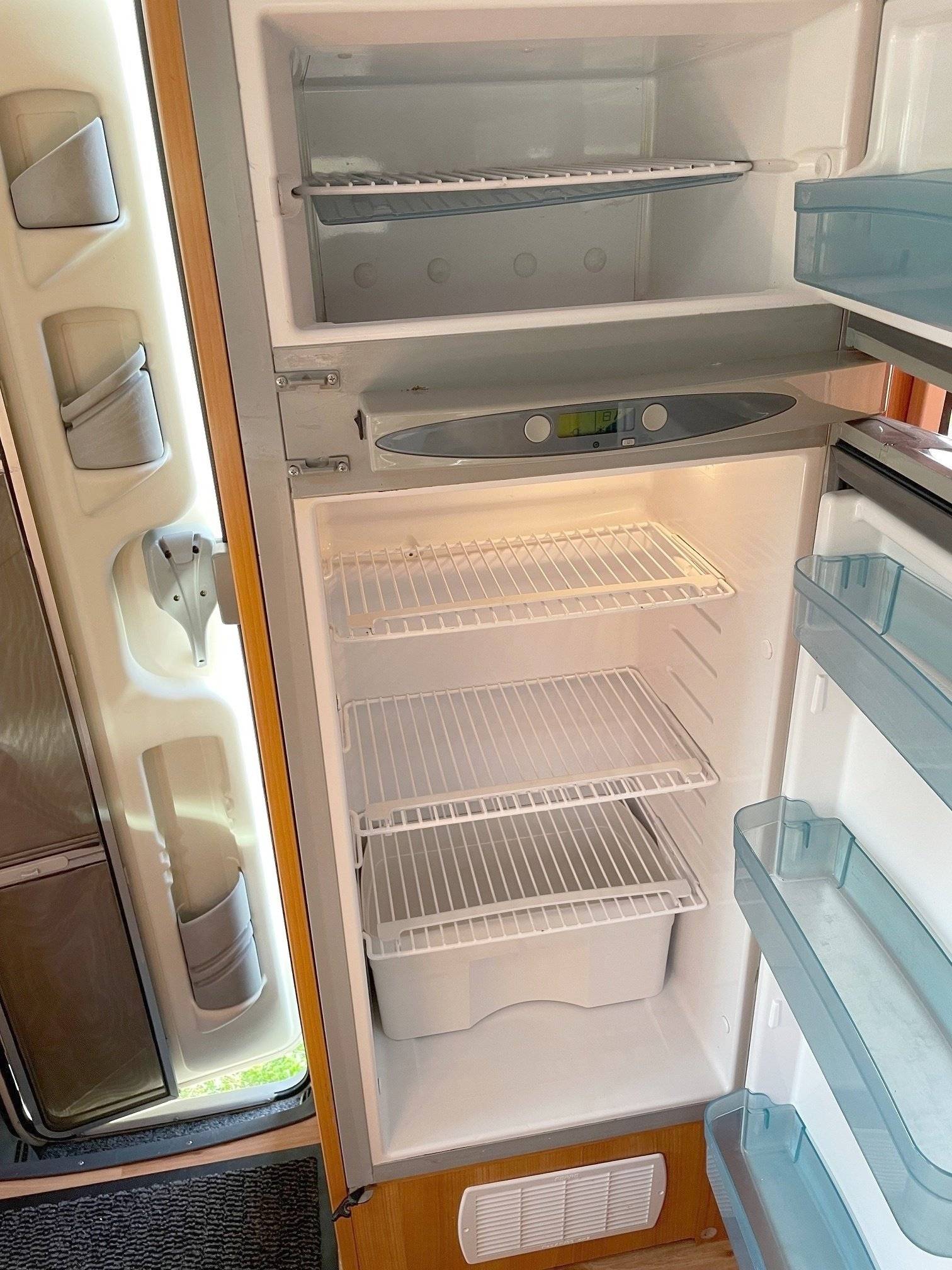 Challenger Genesis 38