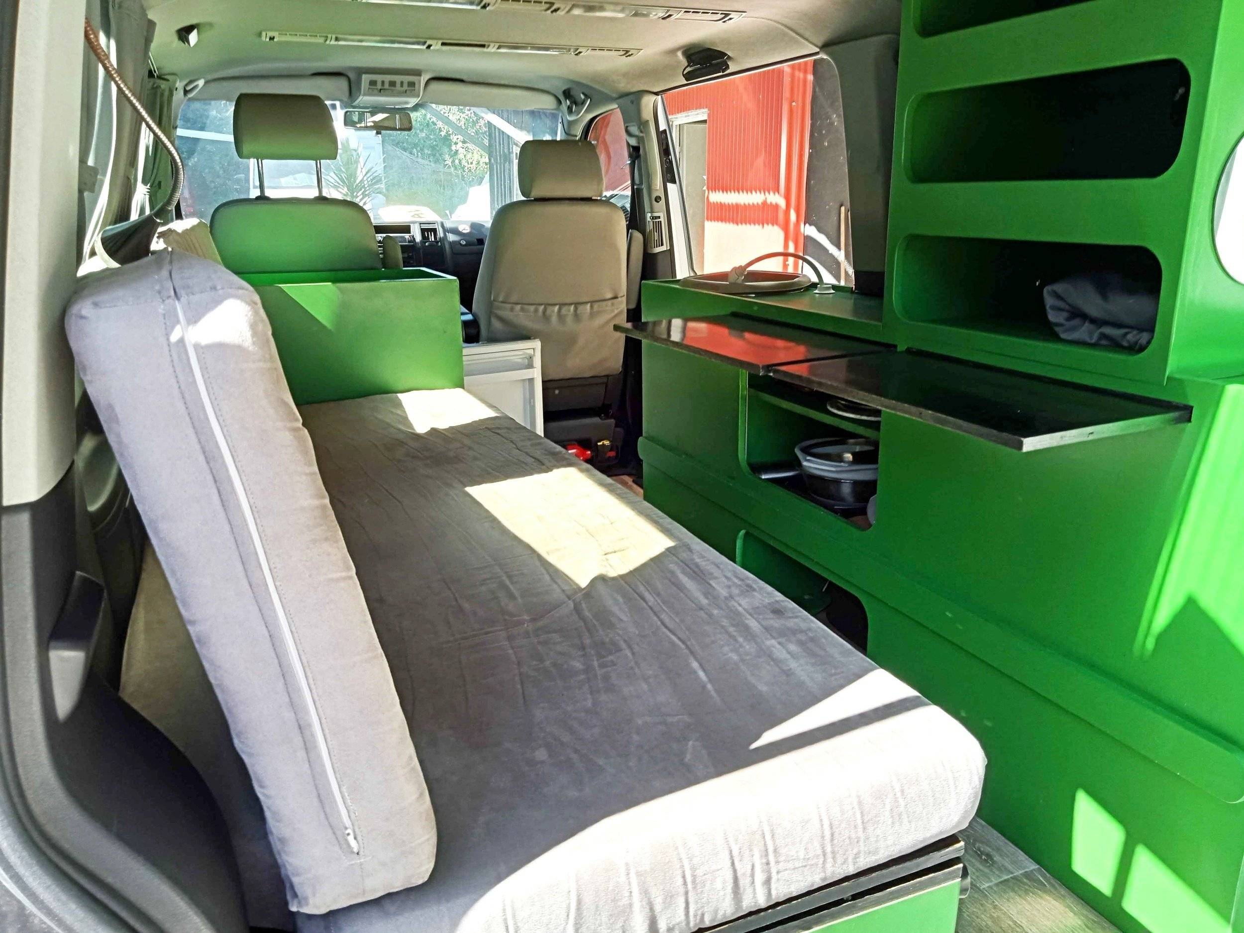 Couchages Volkswagen Volkswagen Transporter T5 - Yescapa