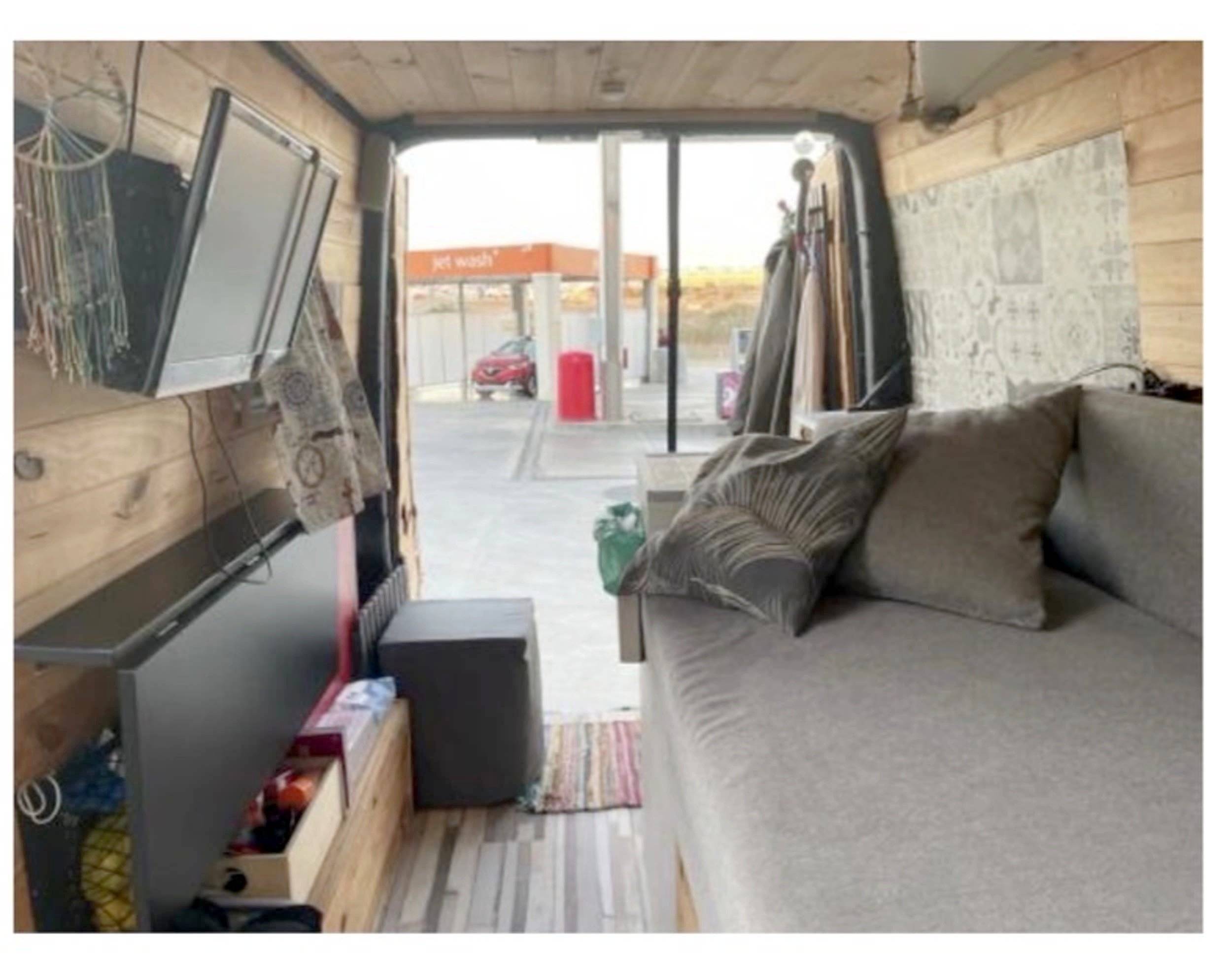 Mercedes sprinter