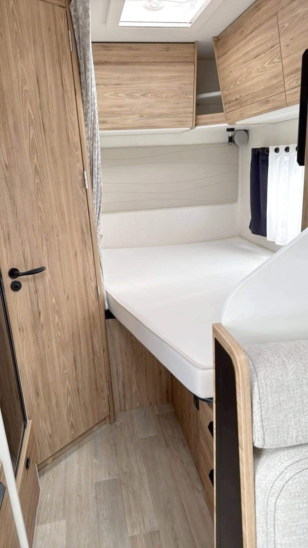 Couchages Fiat Ducato 2,2 140cv - Yescapa