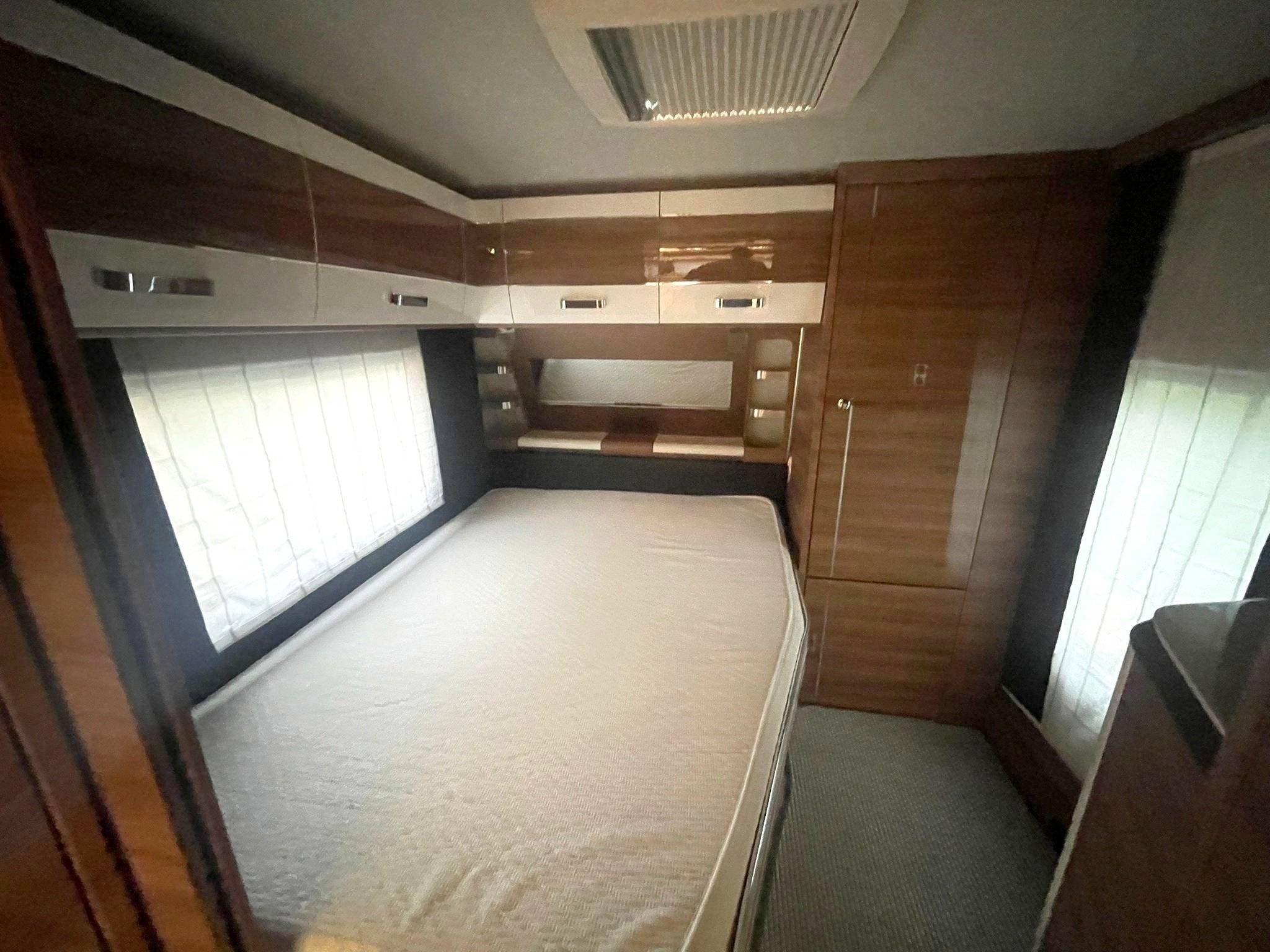 Dormidas Knaus - Yescapa