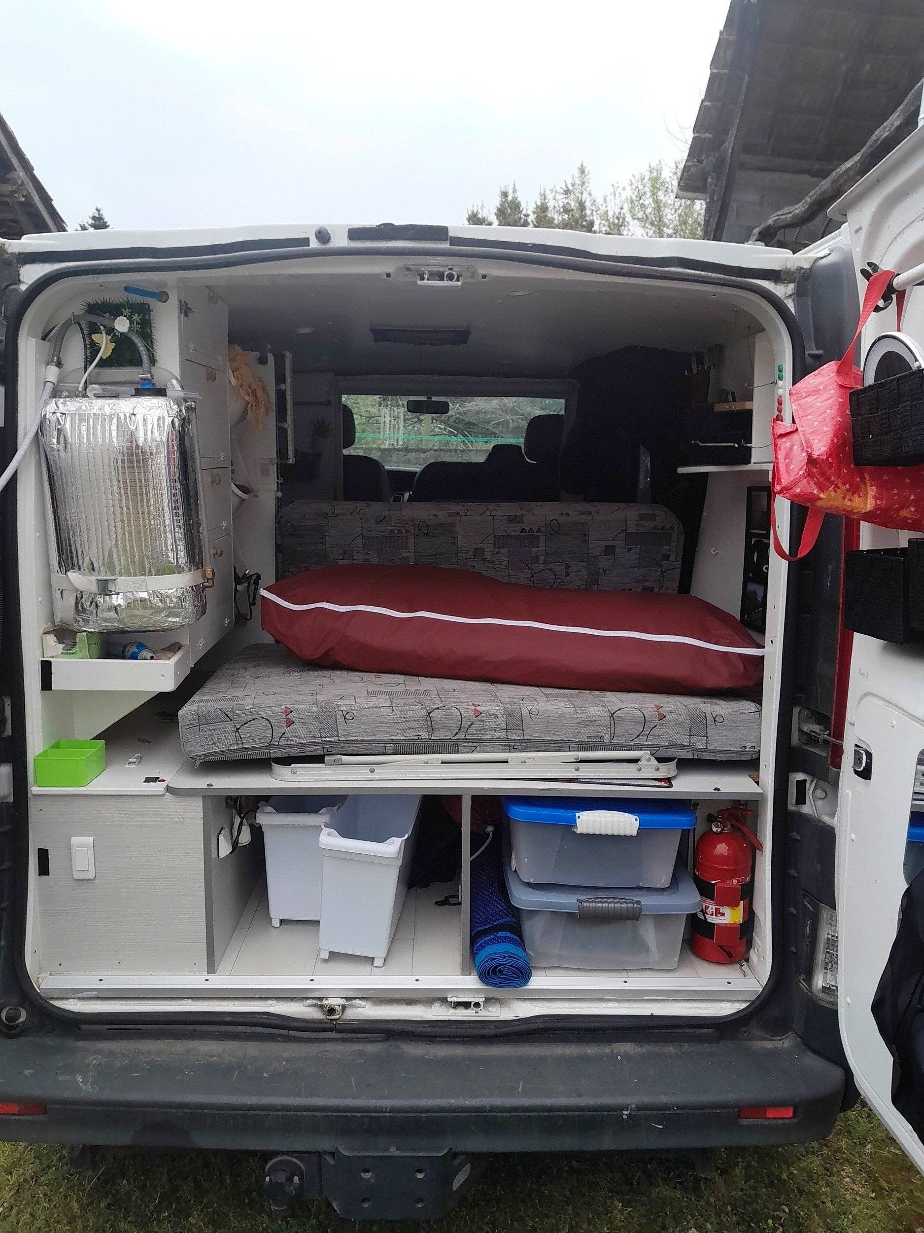 Slaapplaatsen Renault Trafic - Yescapa