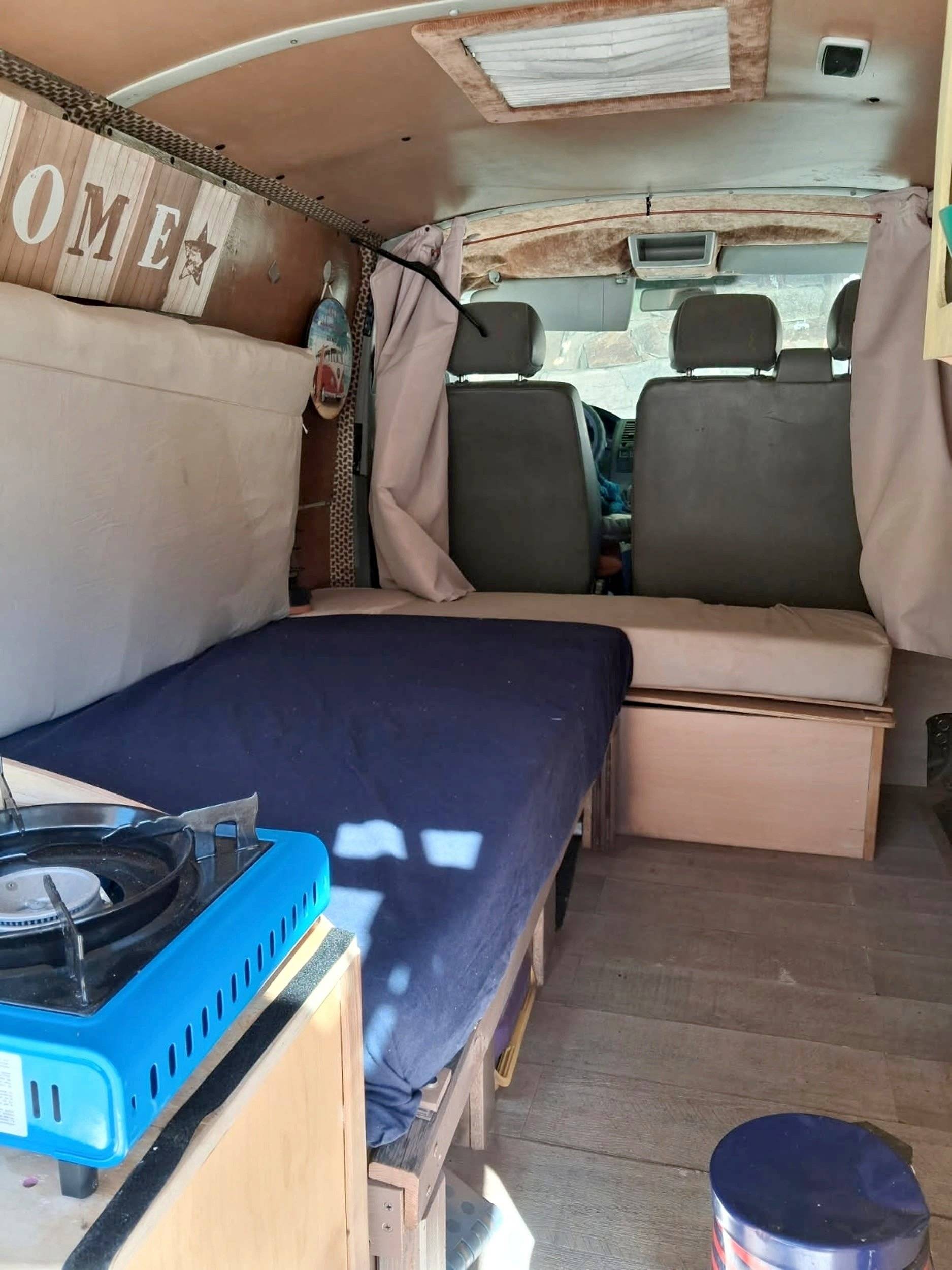 Berth Volkswagen T3 - Yescapa