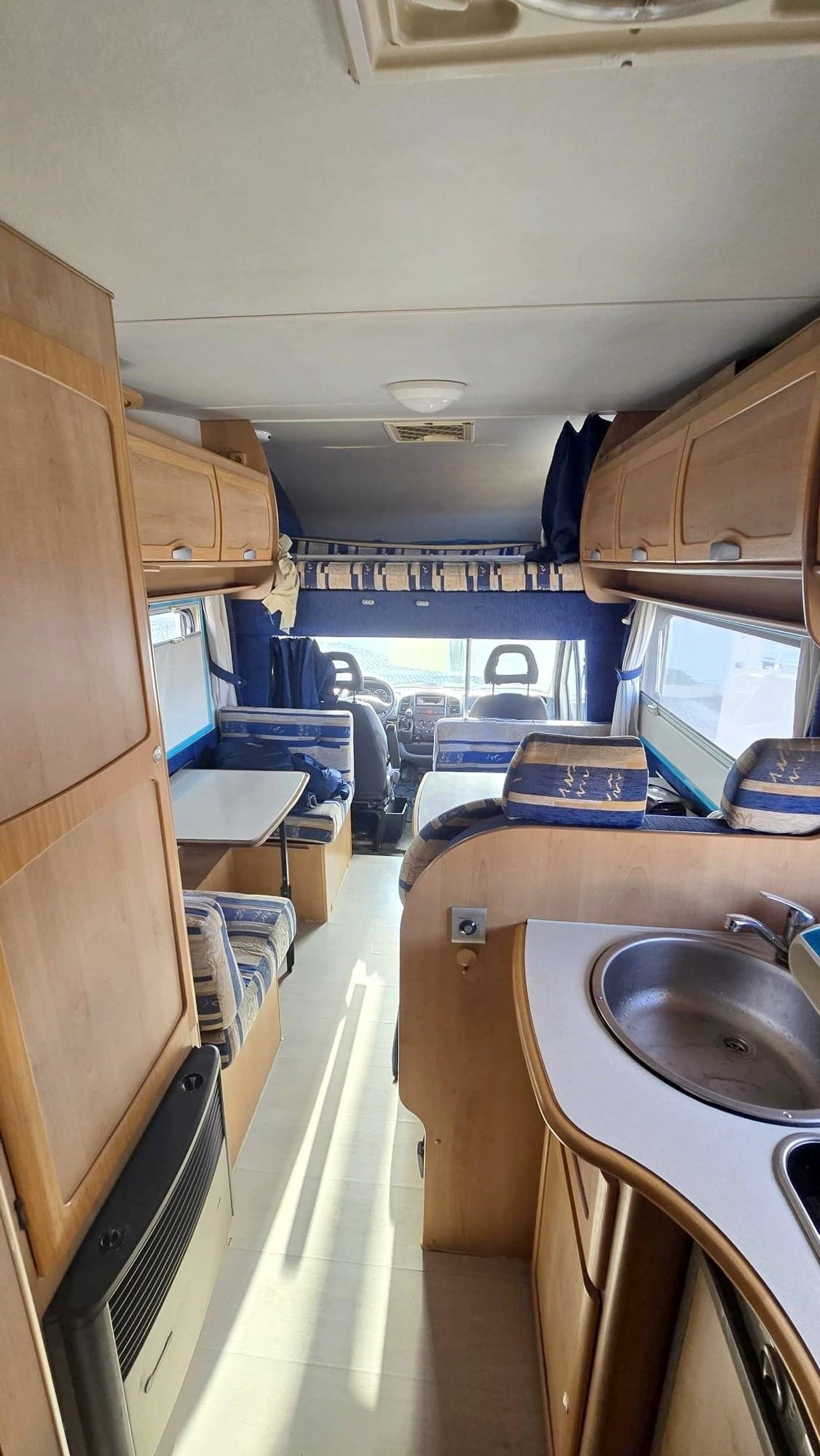 slaapplaatsen Fiat Ducato 2,3 130 ch - Yescapa