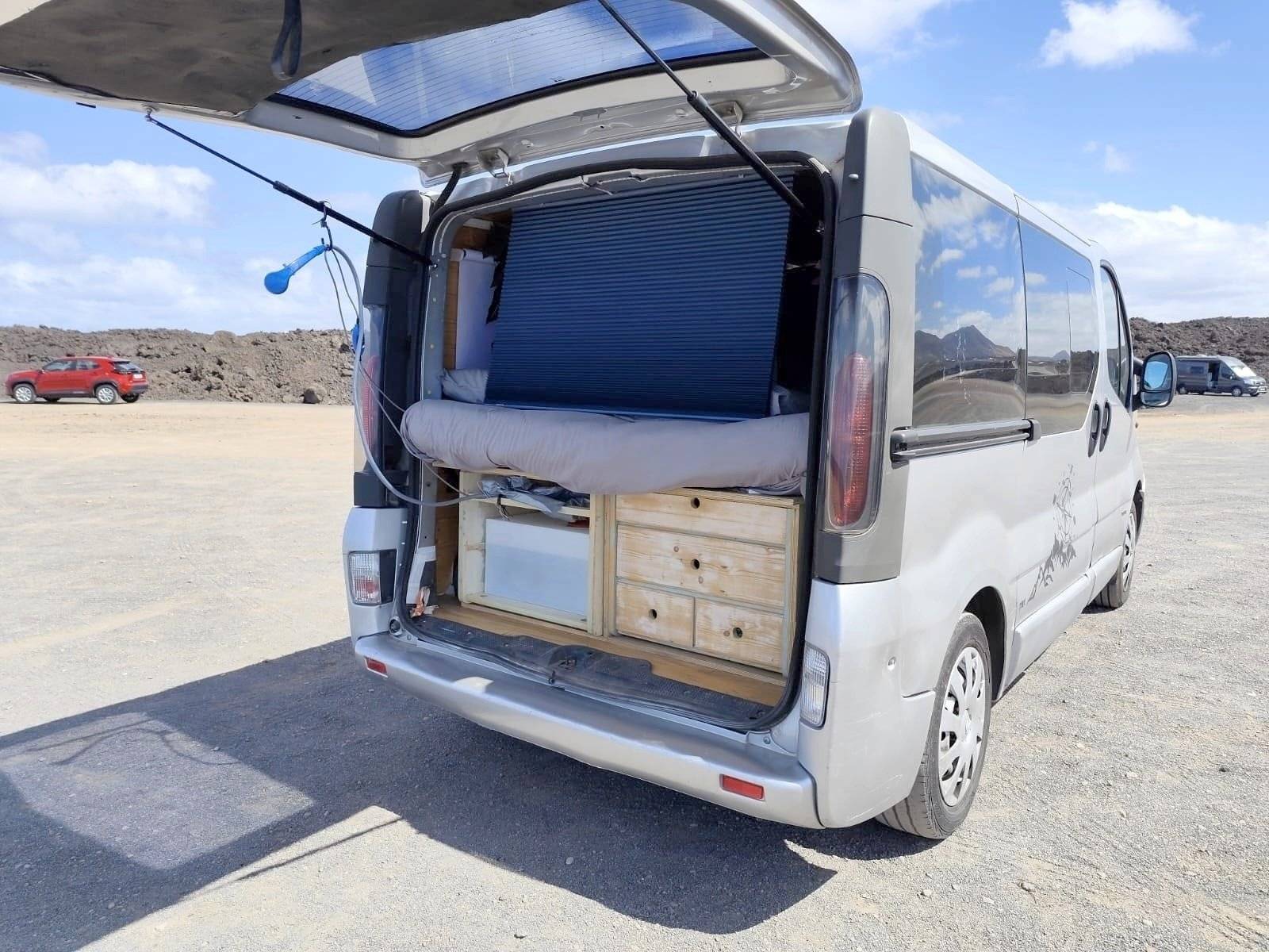 Alpes Camping-Car Vivaro 1,9 CDTI 100ch