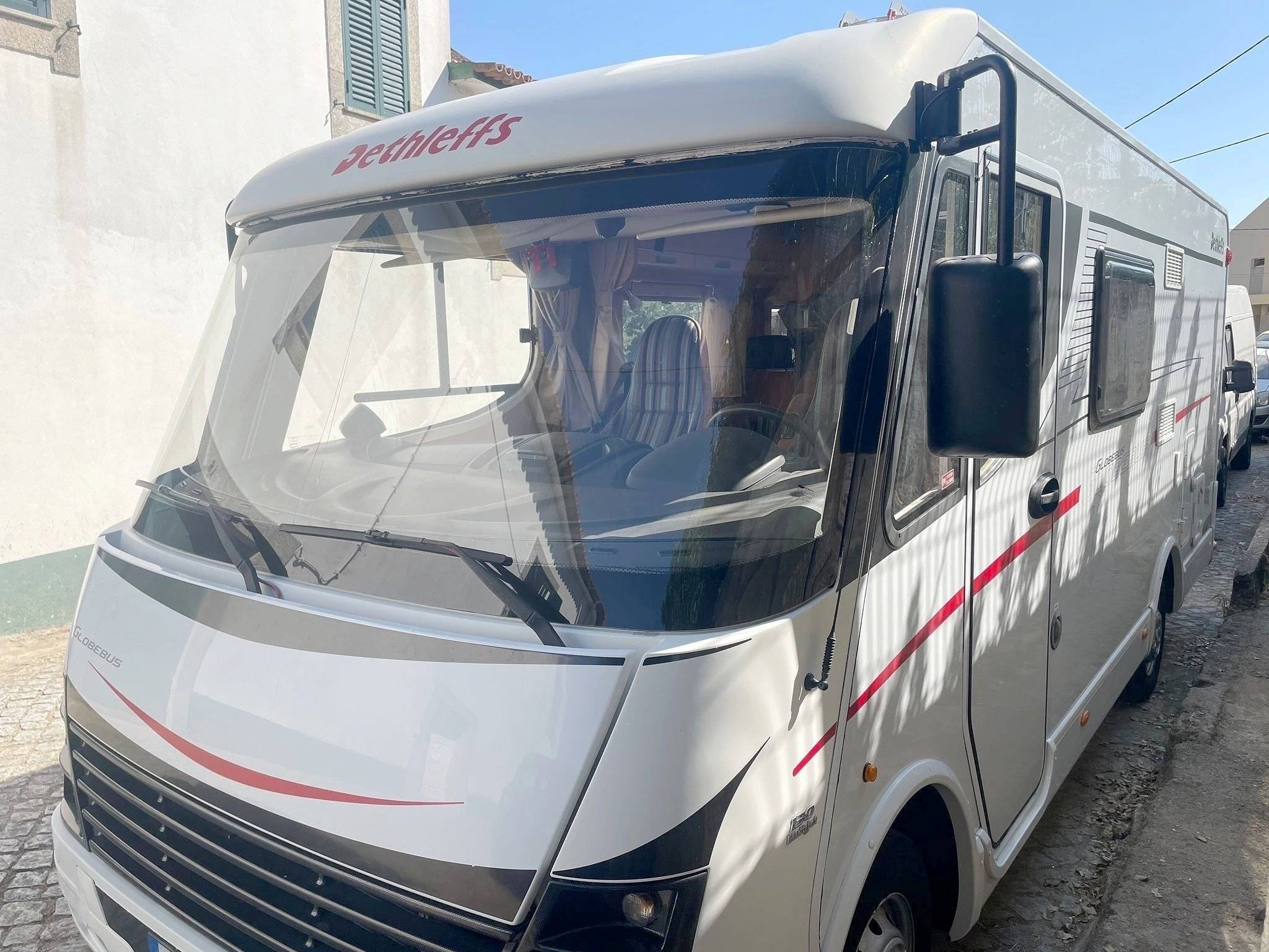 Vue avant de 3/4 Fiat Fiat Dethleffs - Yescapa