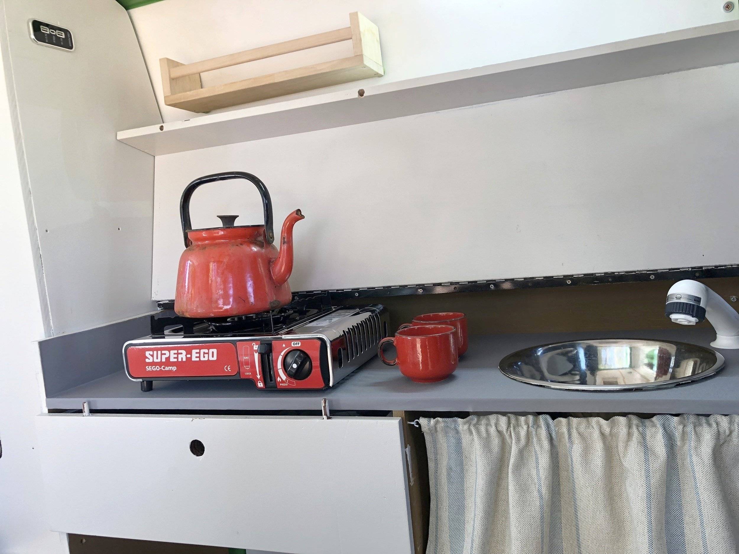 3 C Cartier/Brisebras Volkswagen Transporter