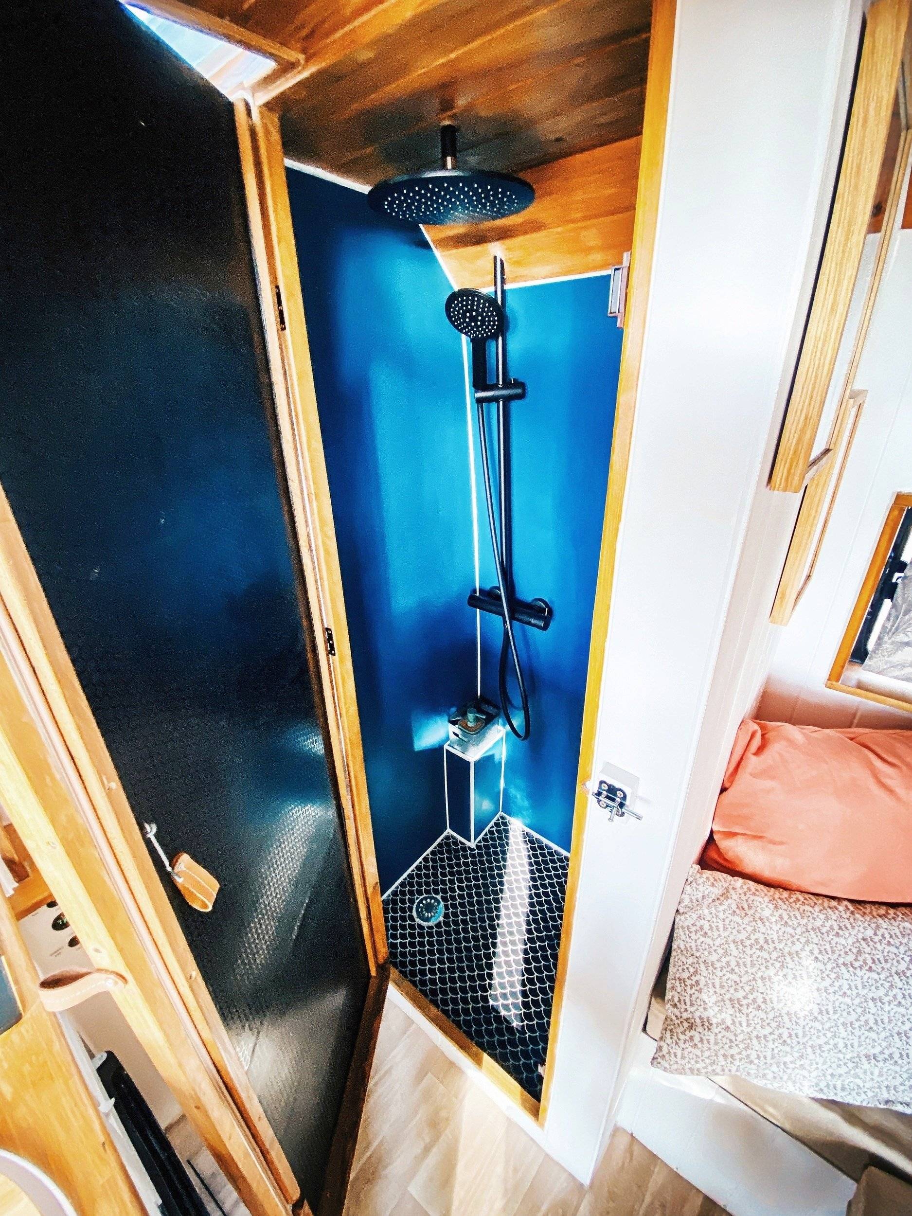 Van Island Jumper 2,0 l 110 ch