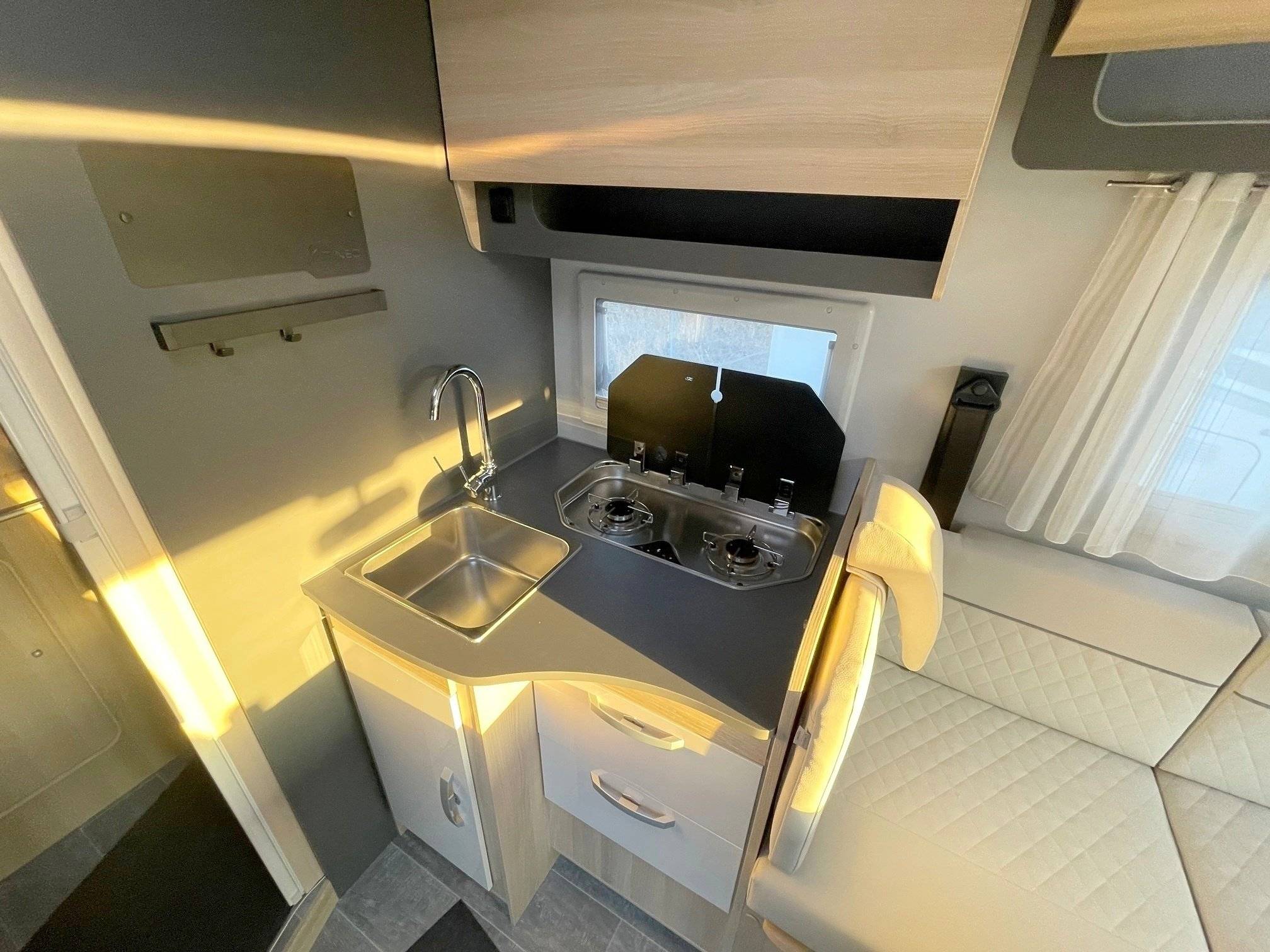 Coin repas Peugeot - Yescapa