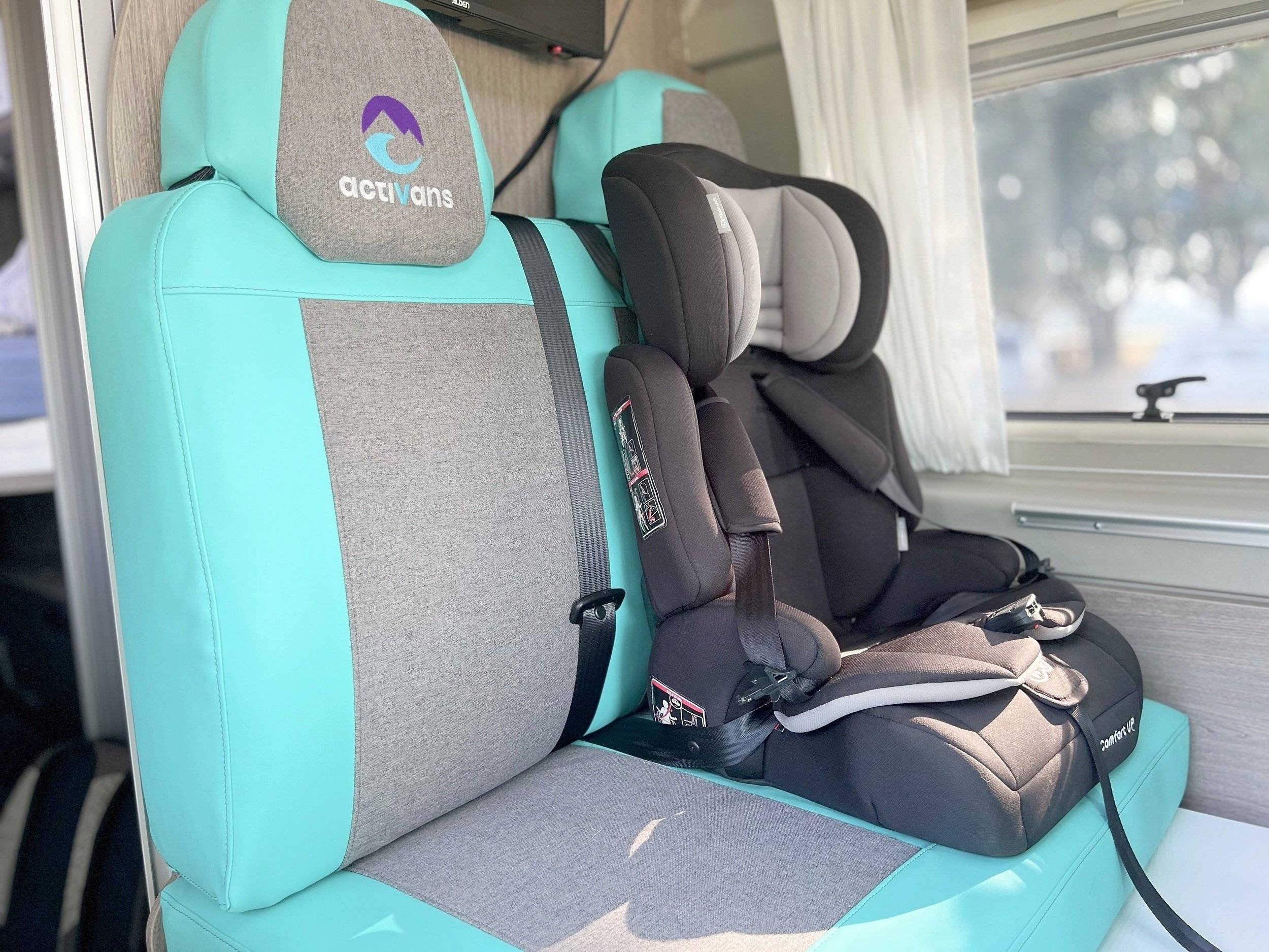 ACTIVANS SURF Family Camper 