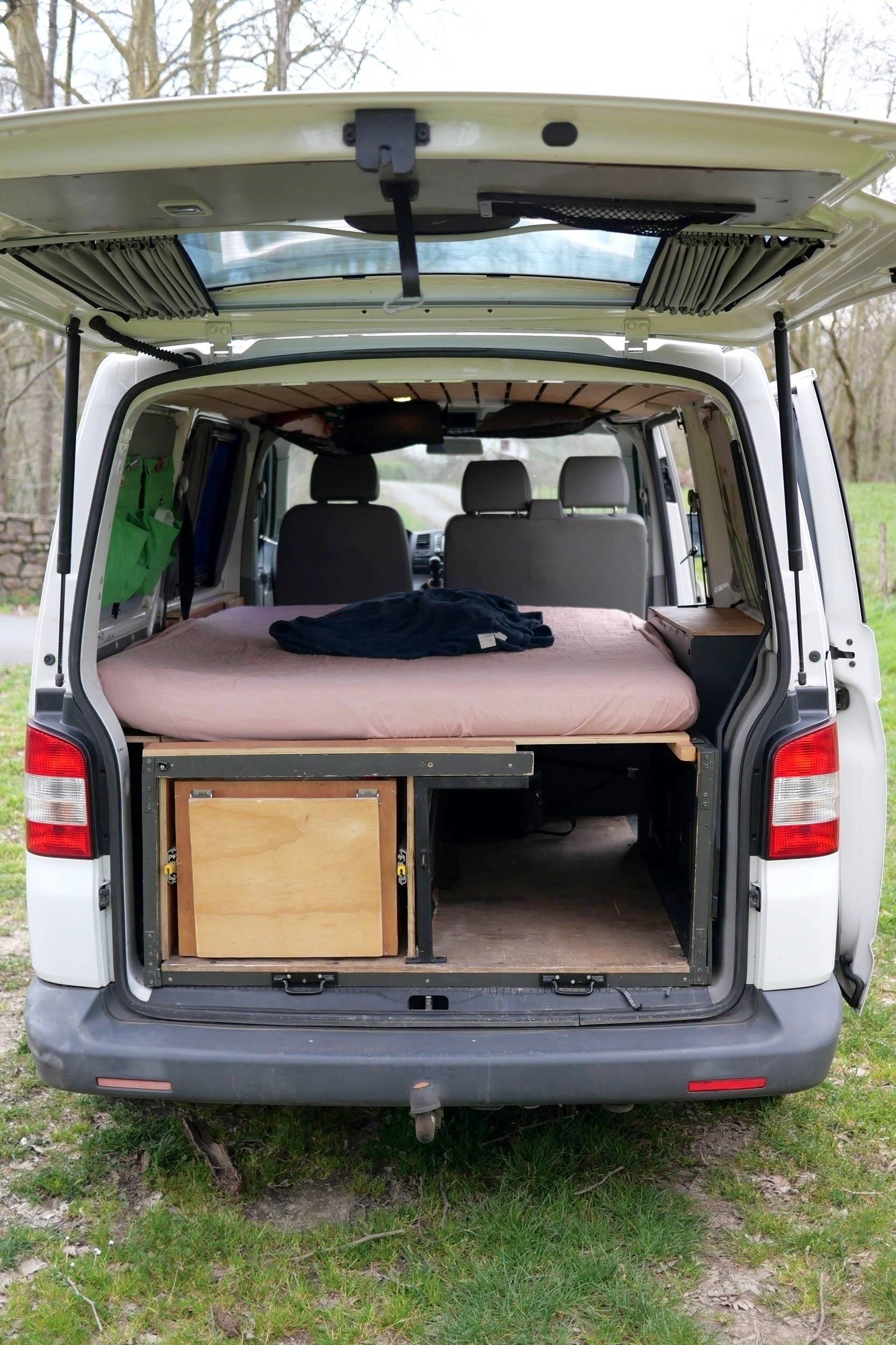 Volkswagen Transporter T5 2 l 102 ch