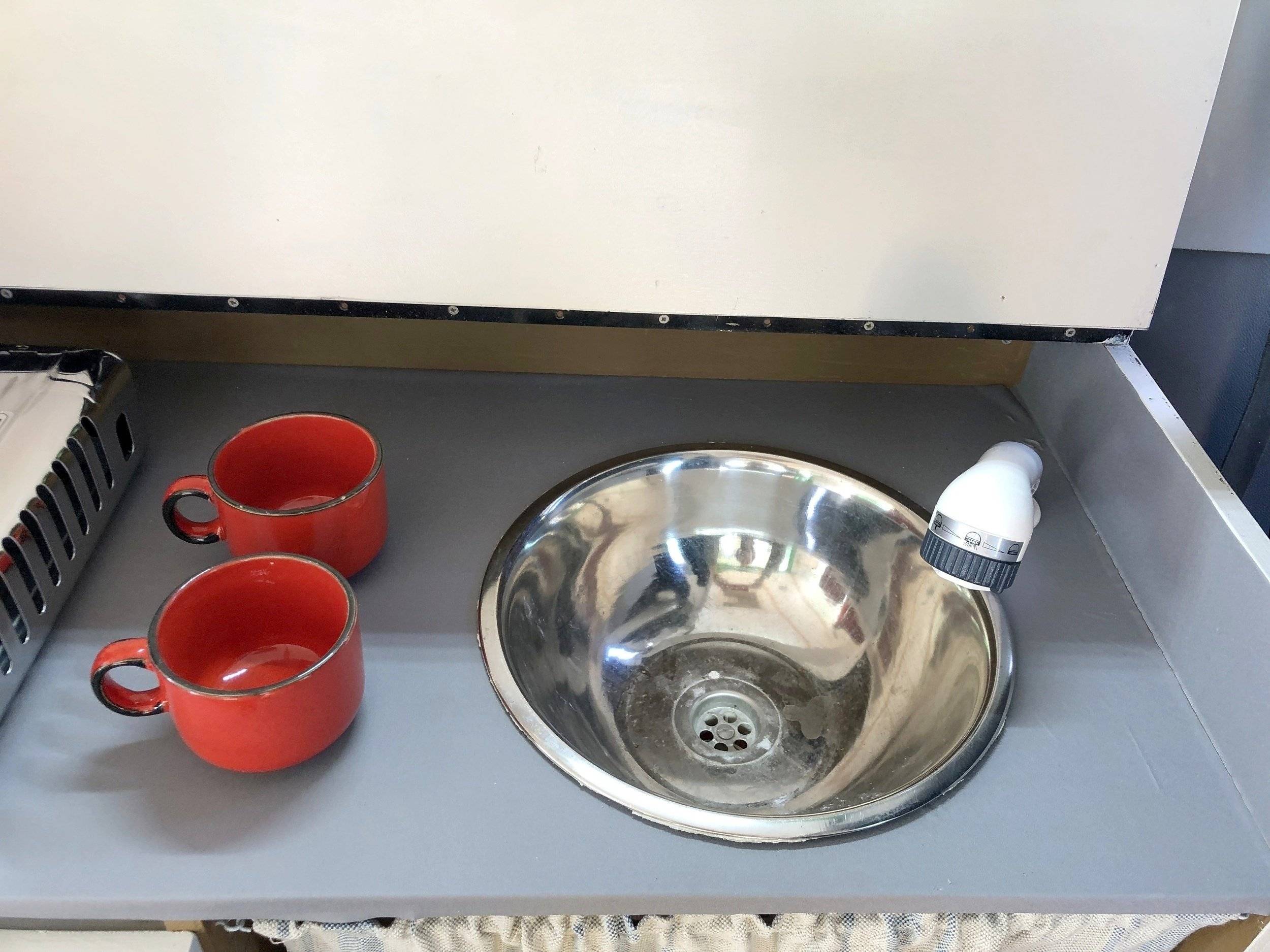 3 C Cartier/Brisebras Volkswagen Transporter