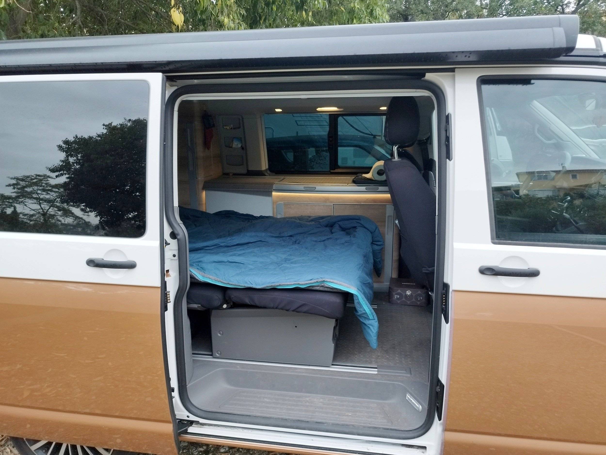 Volkswagen T6.1 California Coast 150ch