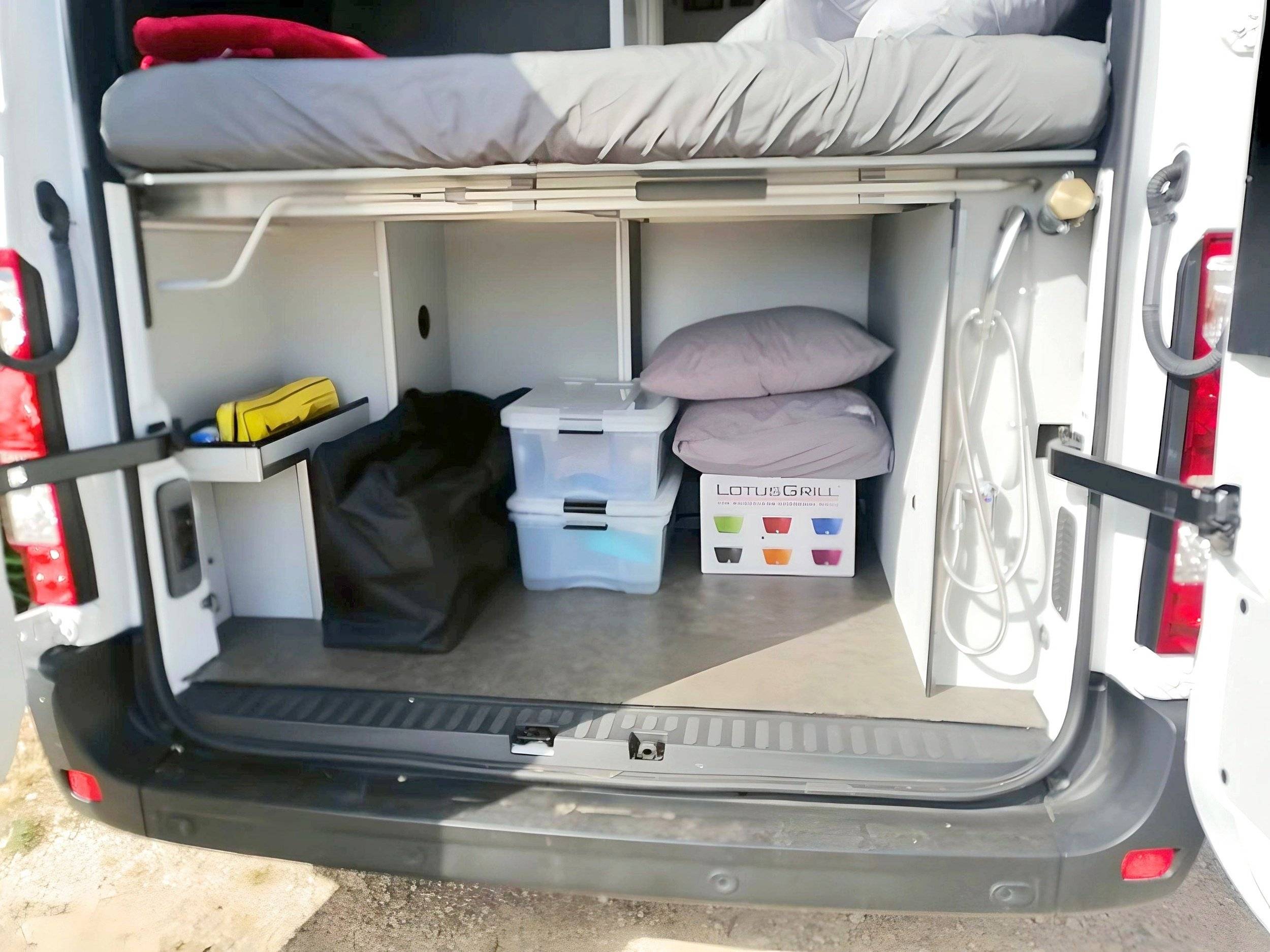 eastwander Renault master