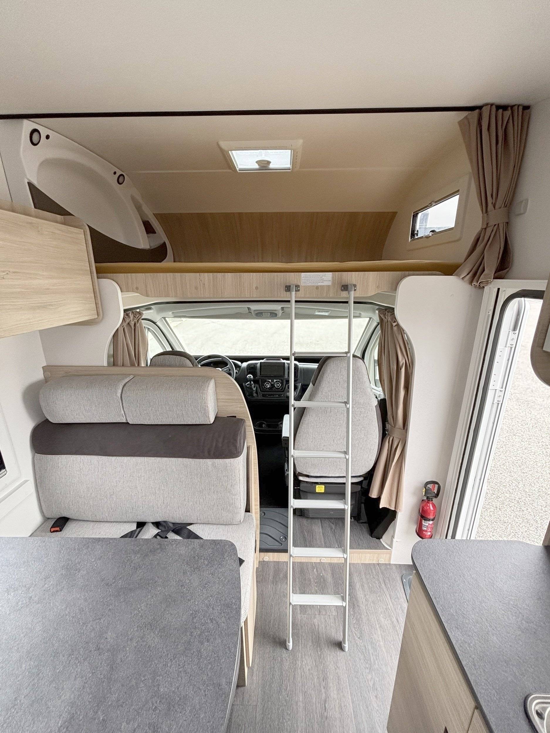 Chausson C727 FIRST LINE