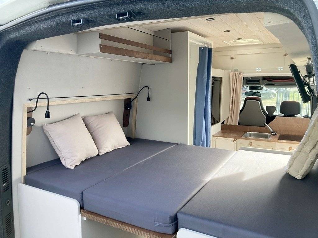 Mobilier Nomad Master 2,3 l 125 ch