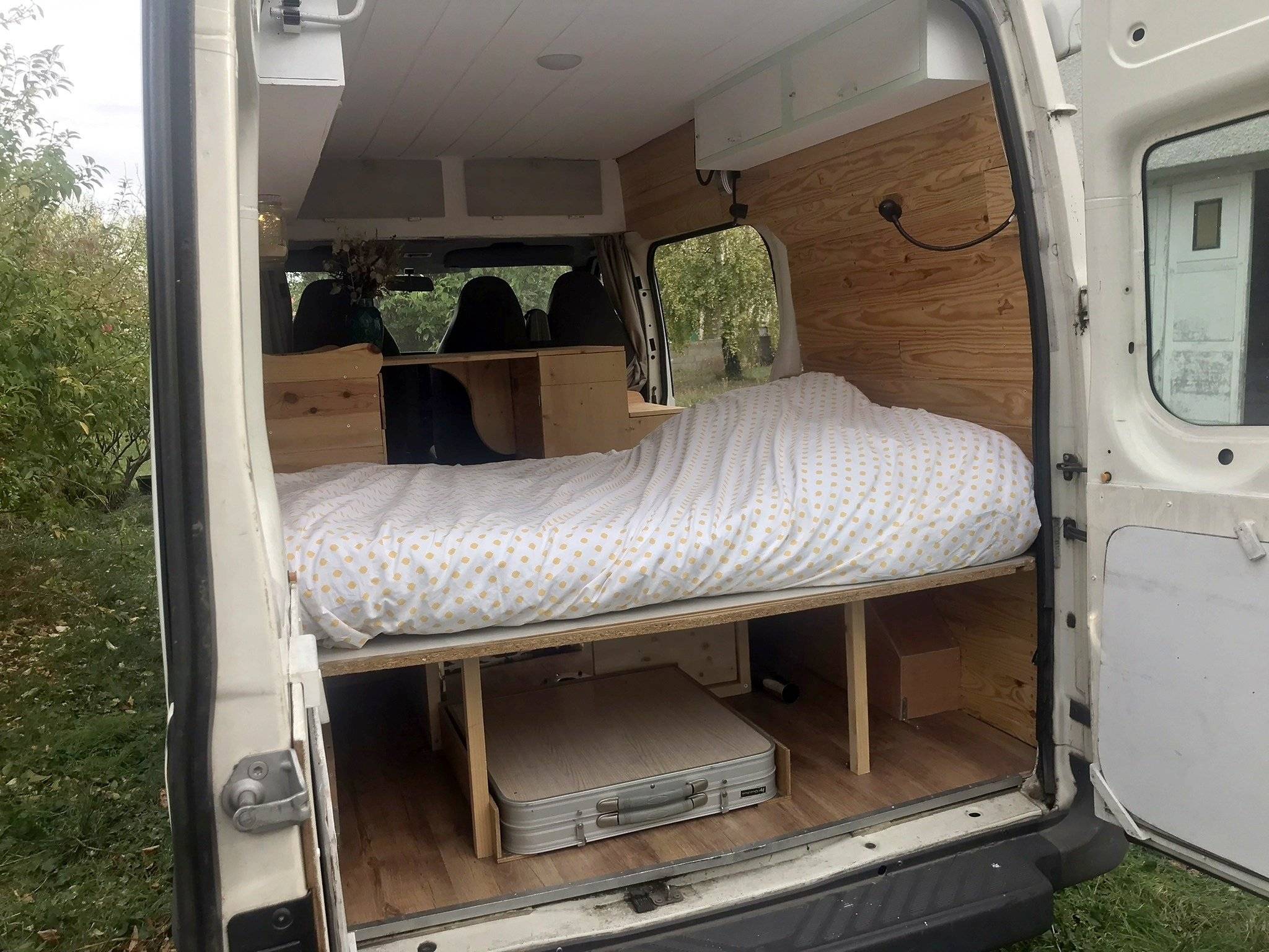 3 C Cartier/Brisebras ford transit