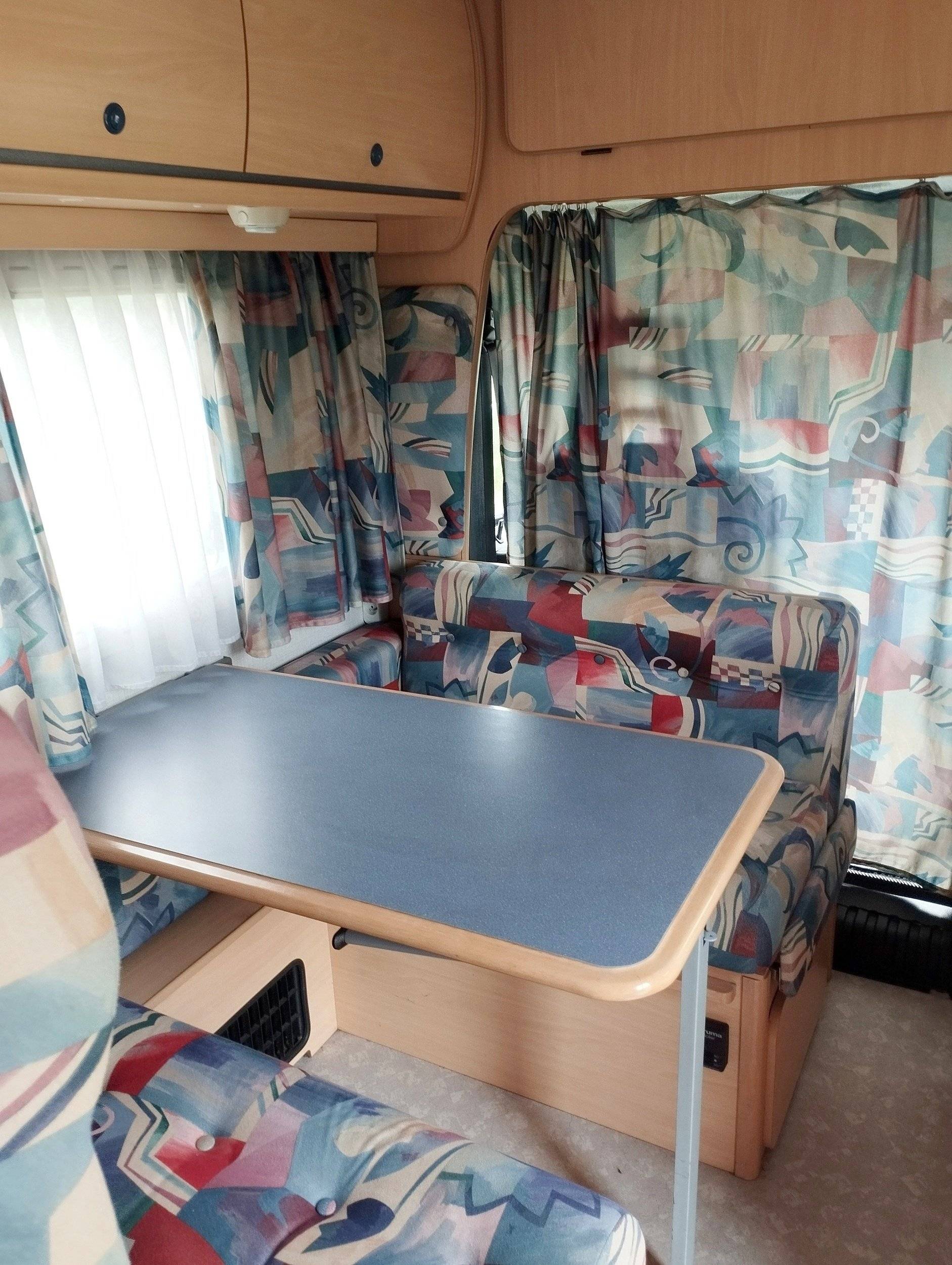 Challenger Challenger 104