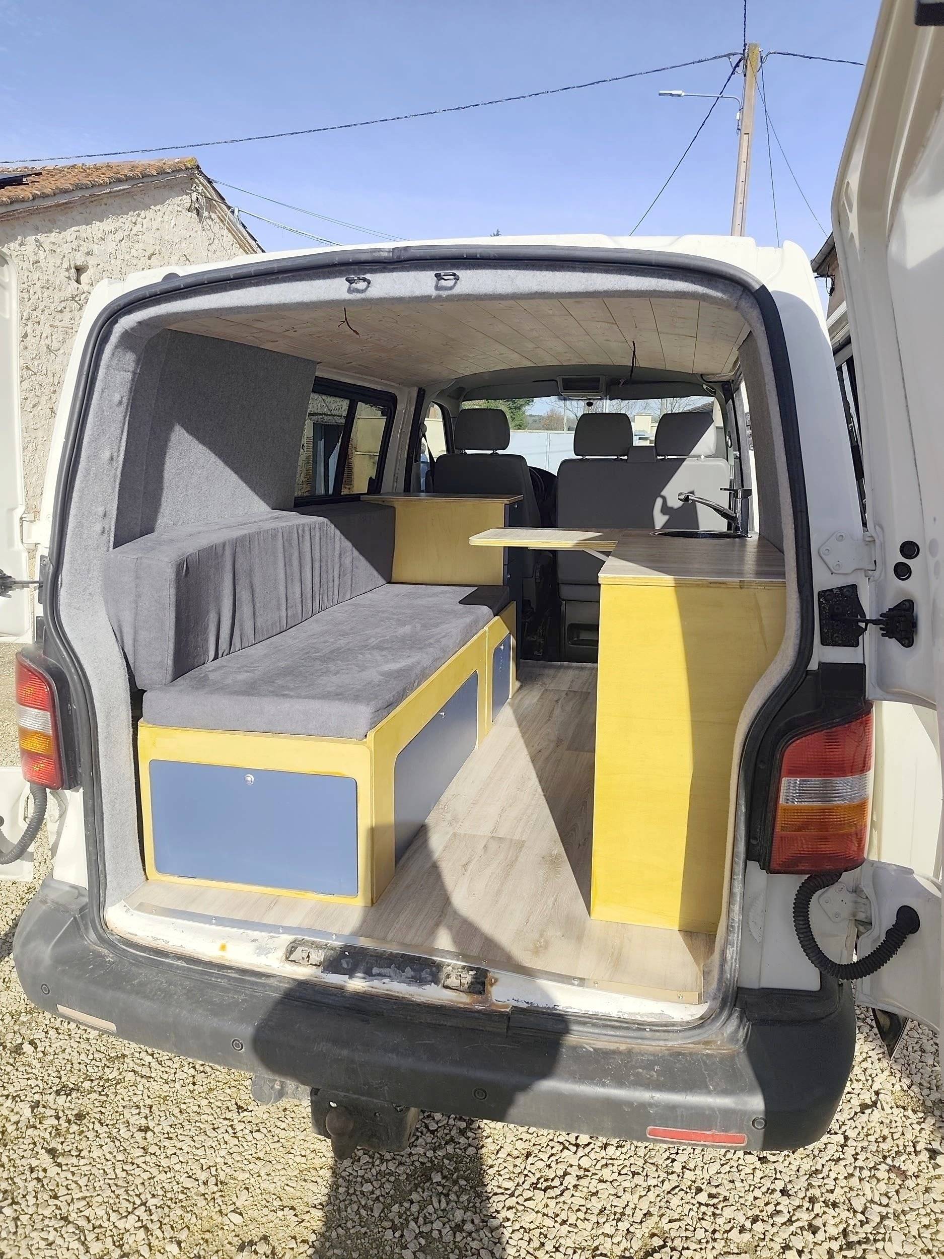 Volkswagen T5 1,9 l 102 ch