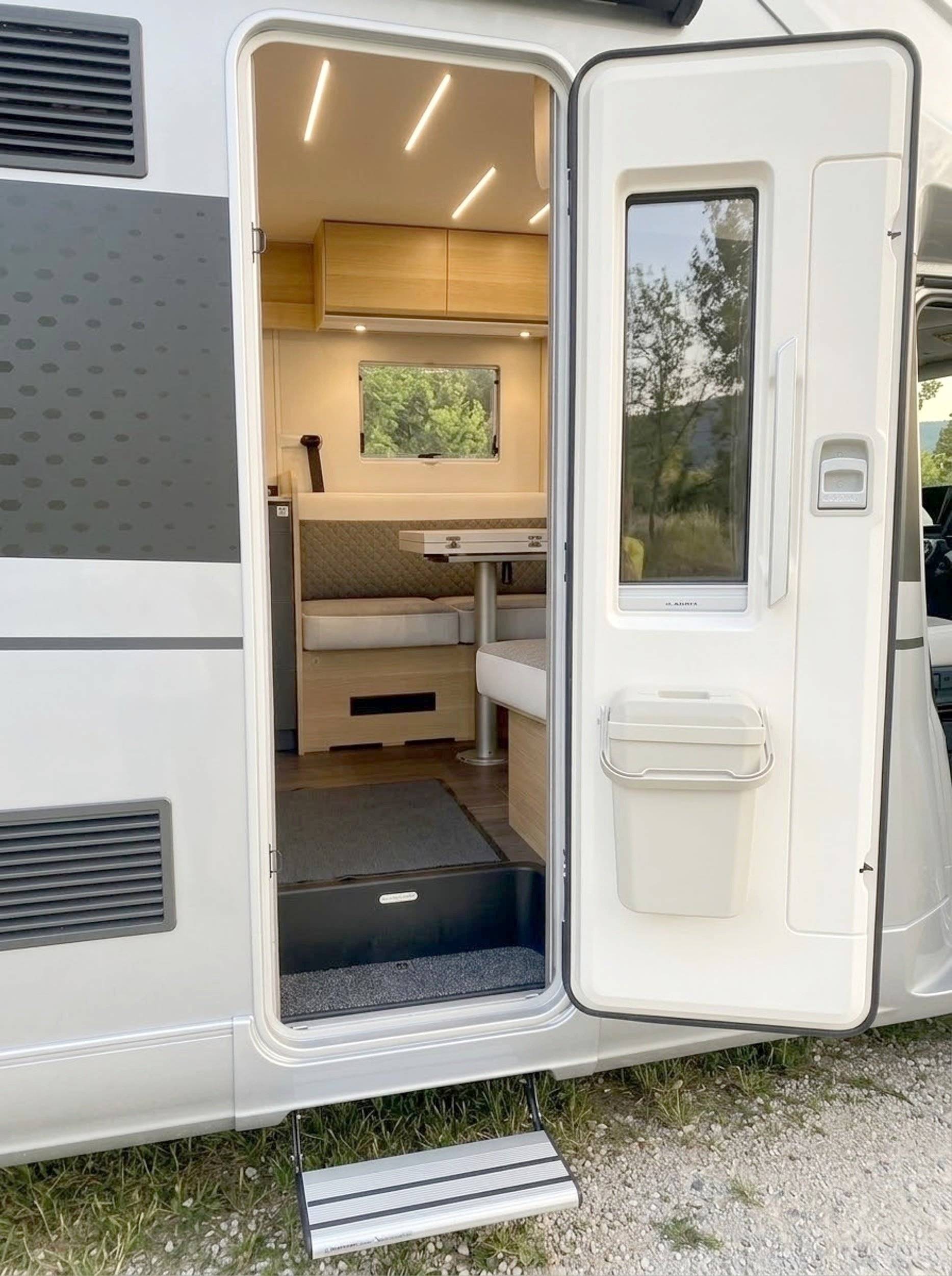Adria Matrix 650 DL 60Y