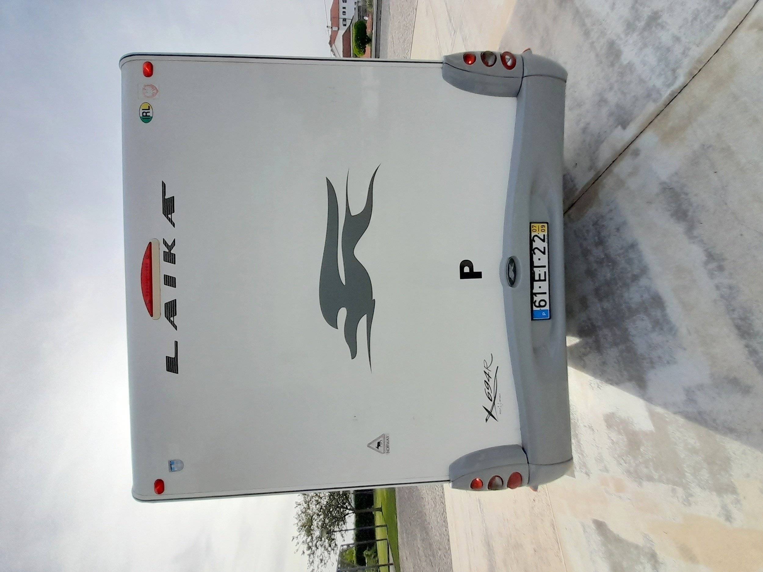 Laika Transit 2,4 l 140 ch