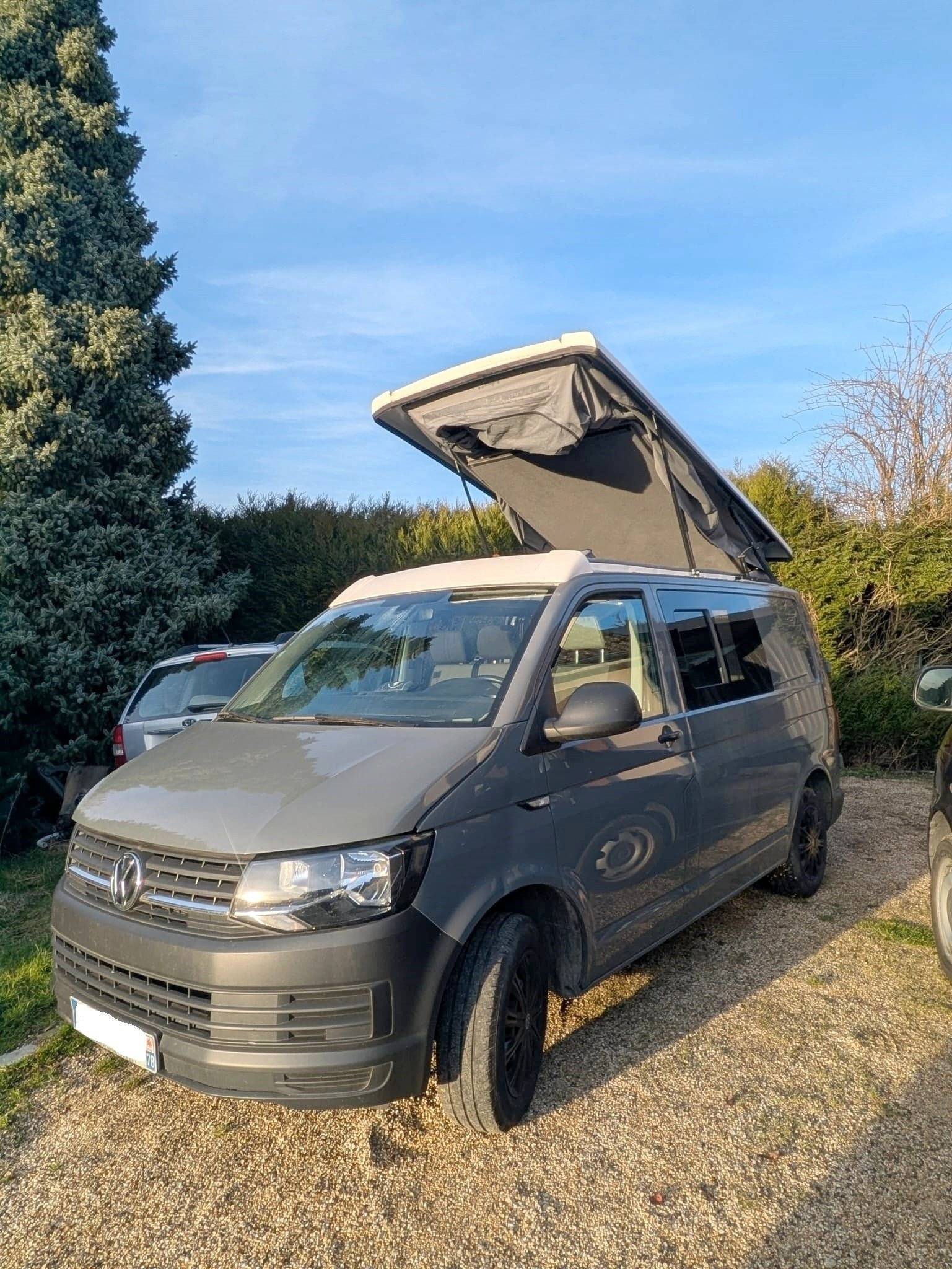 schräge Vorderansicht  - Yescapa