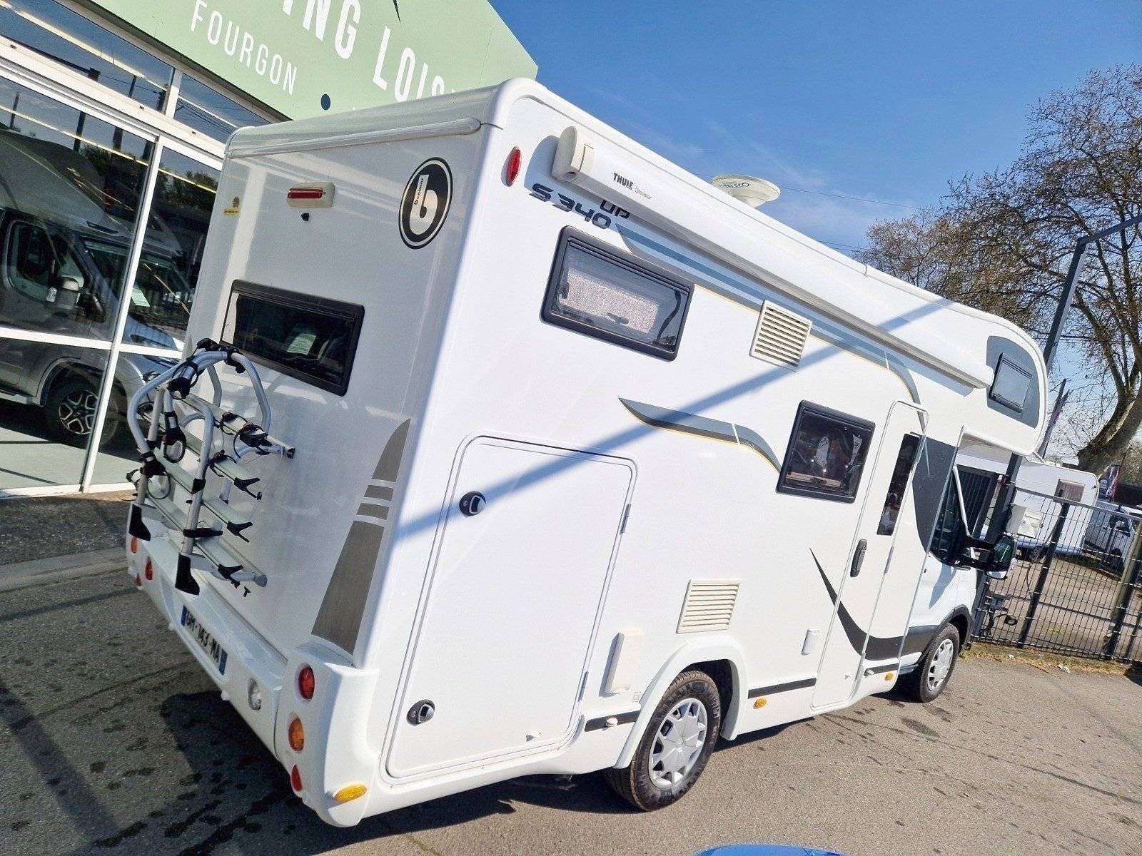 Coachbuilt RV 