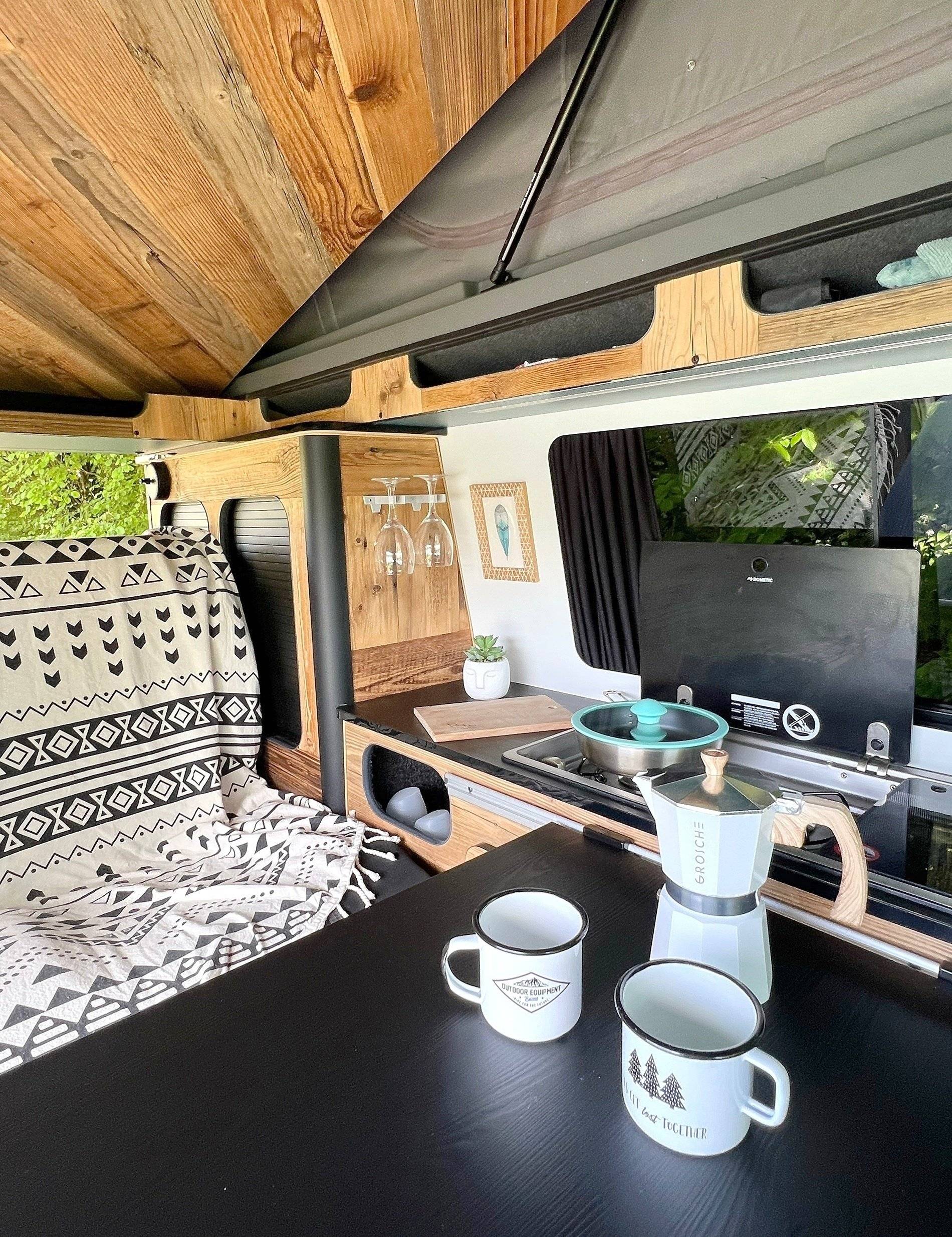 Campervans Montblanc Envers des Aiguilles