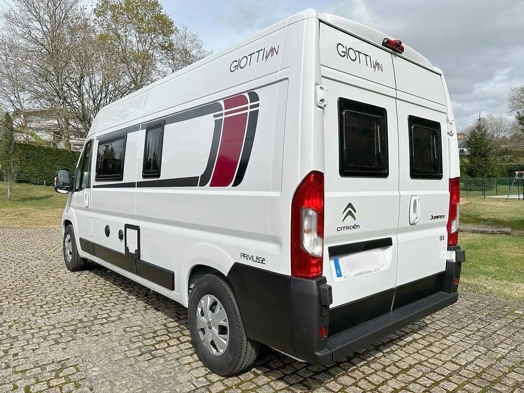 Giottiline Giottivan 60B