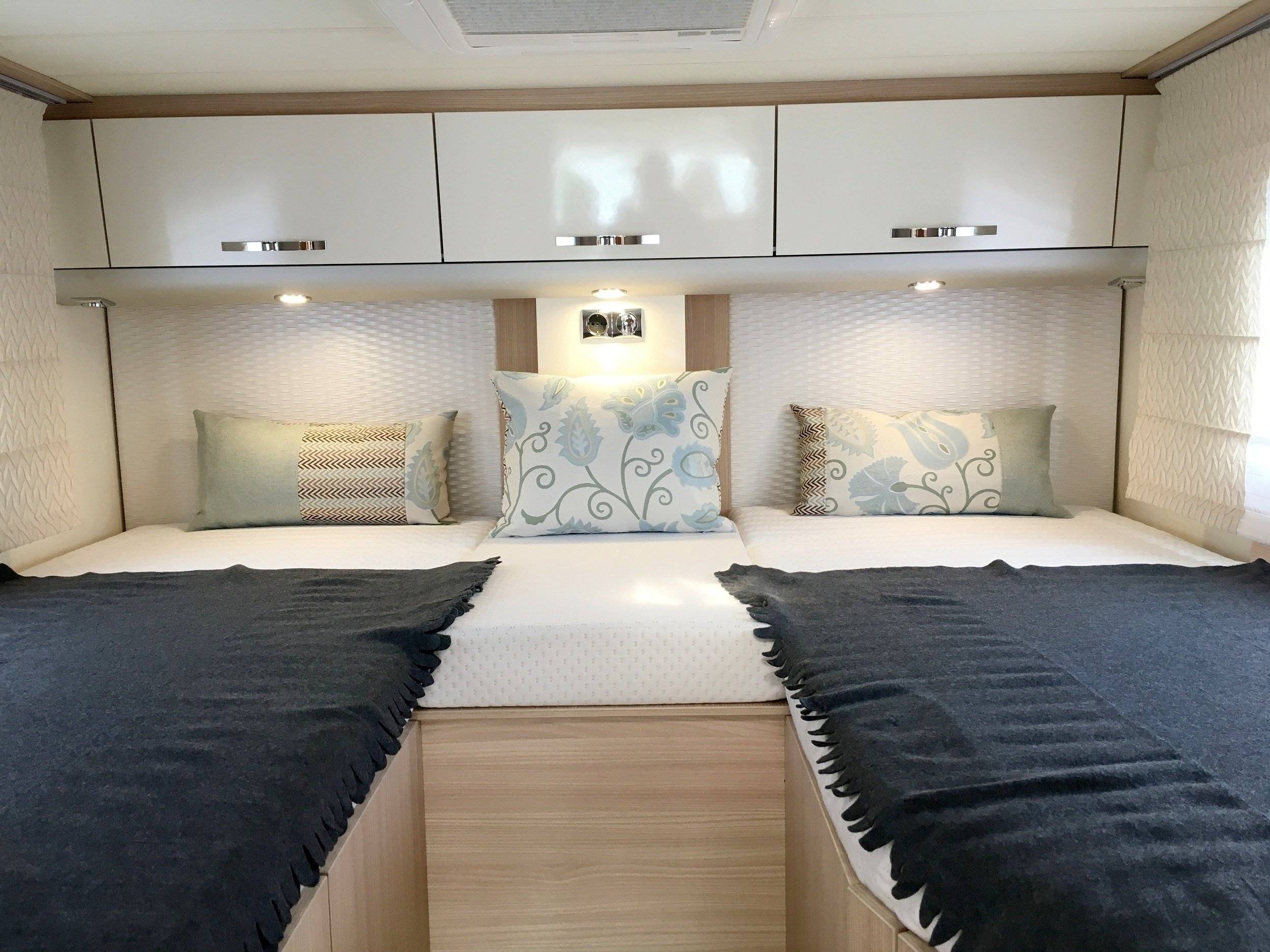 Bürstner Ixeo Time IT 726 G "Edition 30"