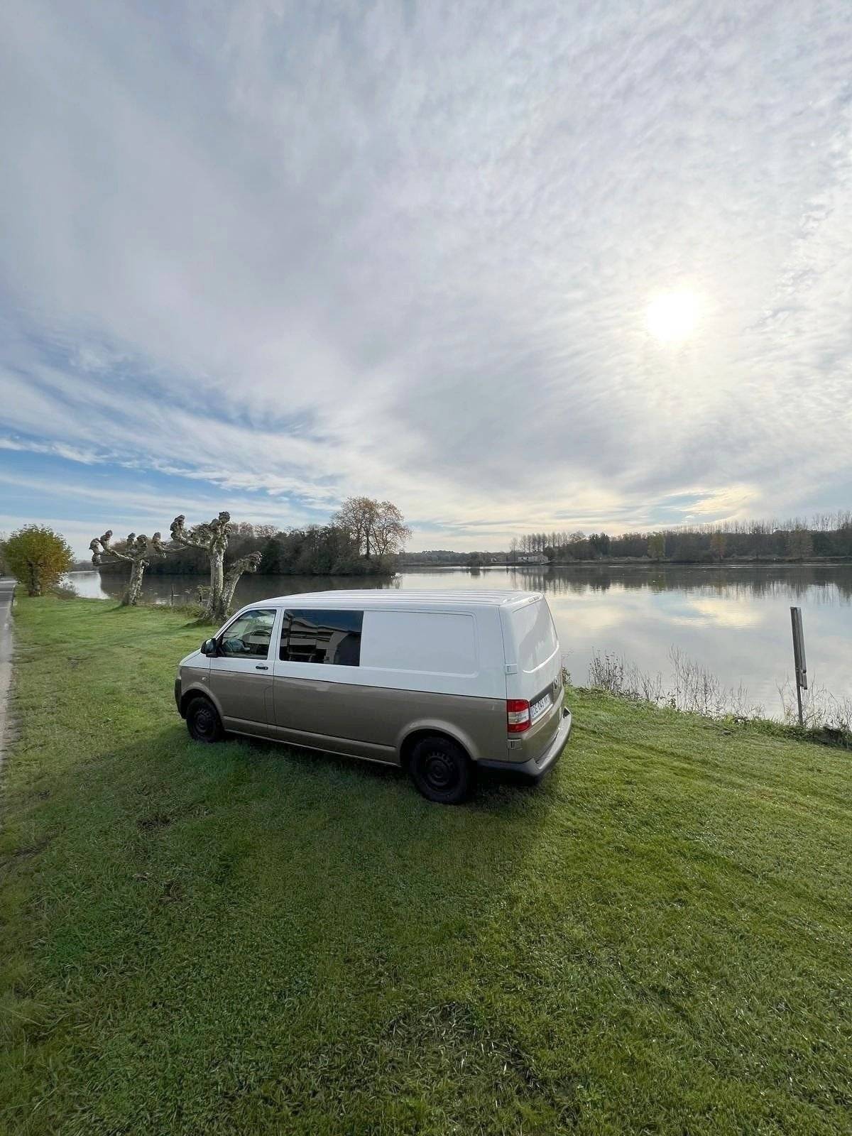 Volkswagen Transporter  T5 2,0 l 140 ch